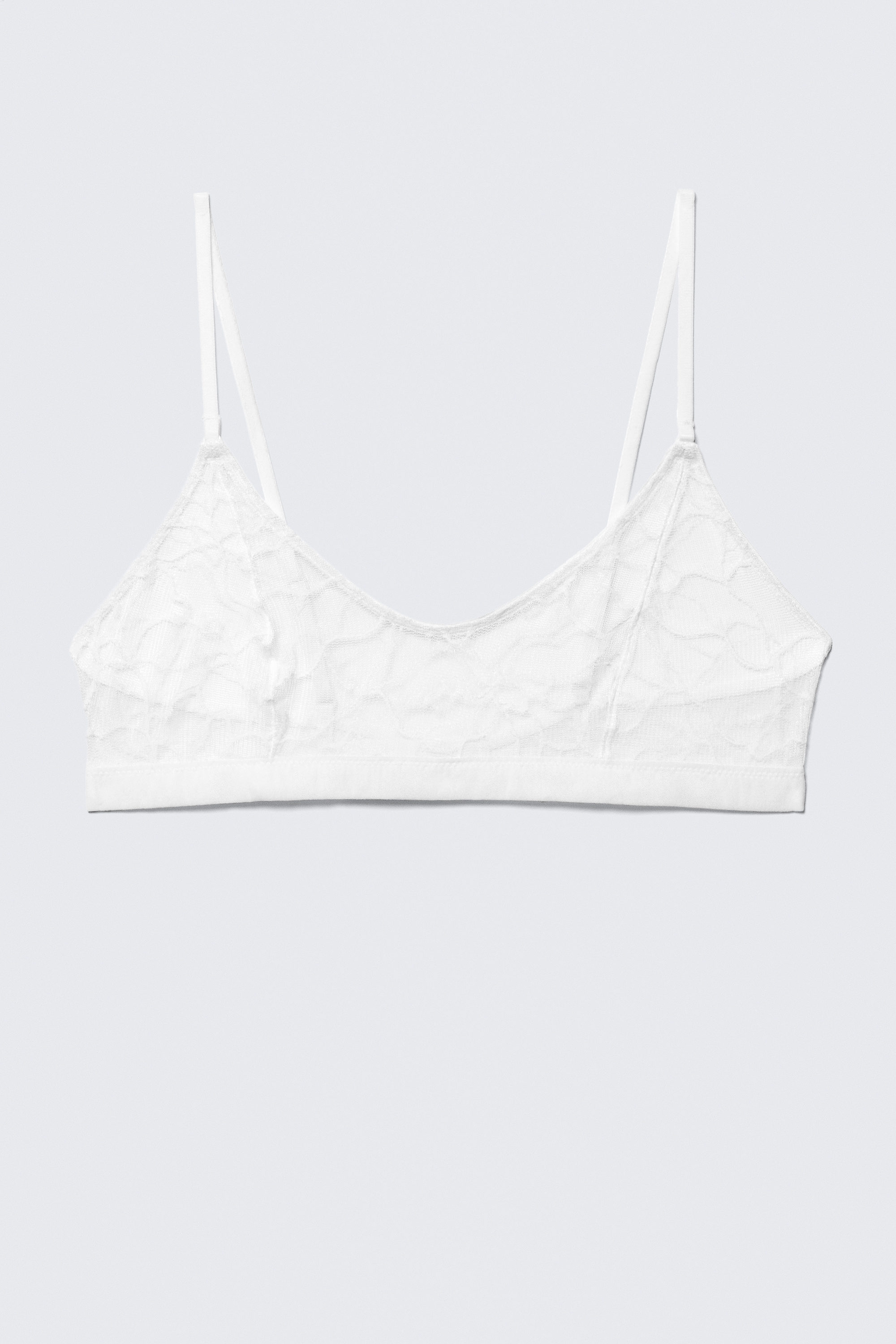 White - Scooped Swirly Lace Bra - 3