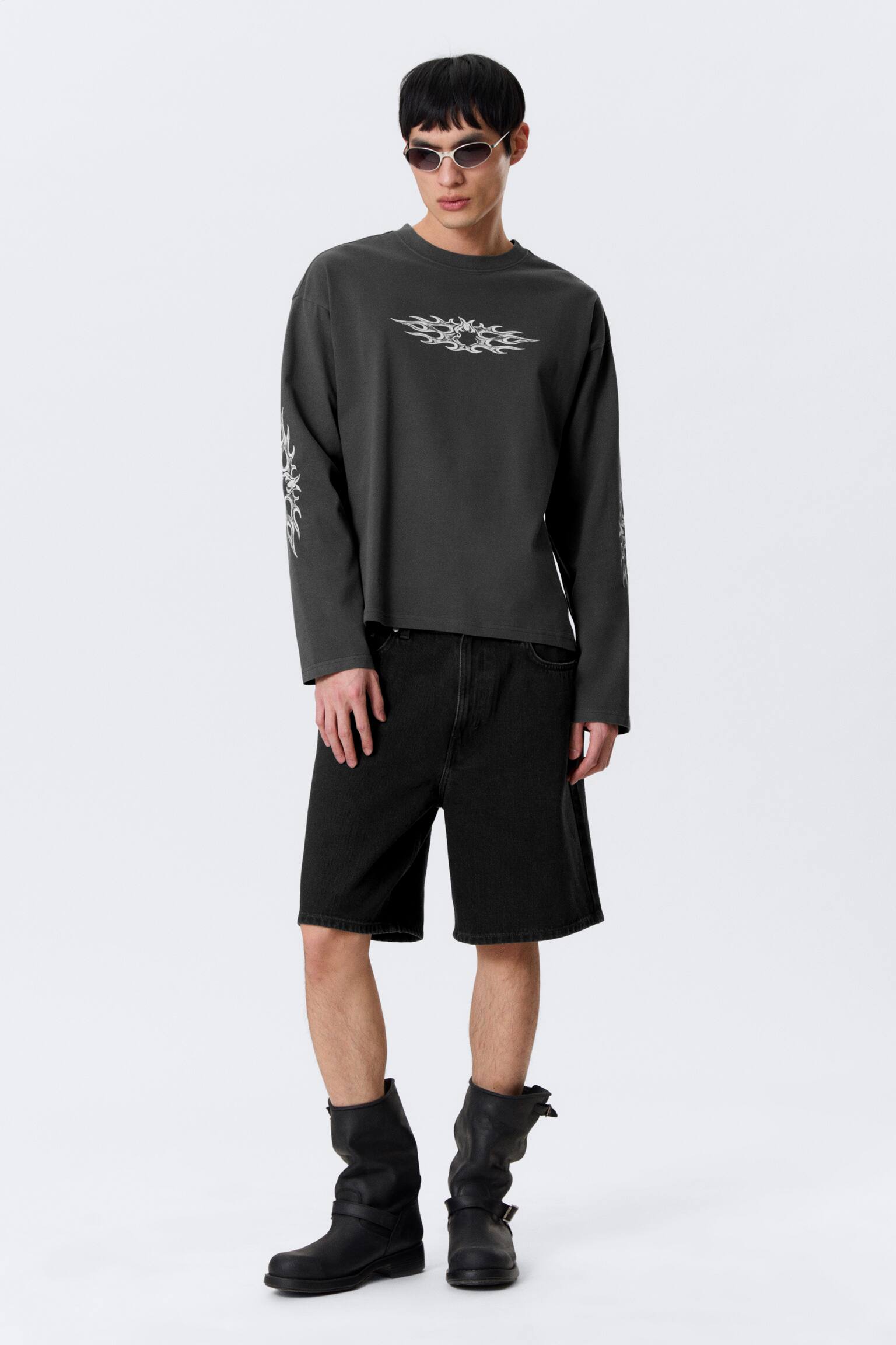 Great Boxy Graphic Long Sleeve T-shirt - Gri Închis - Flacără Aeriană/Dungi Alb-Negru - Dreams/Alb - spray cu șobolani/Gri închis - Tristar/Alb - Înger schelet/Negru - Midnight Nightmare - 3