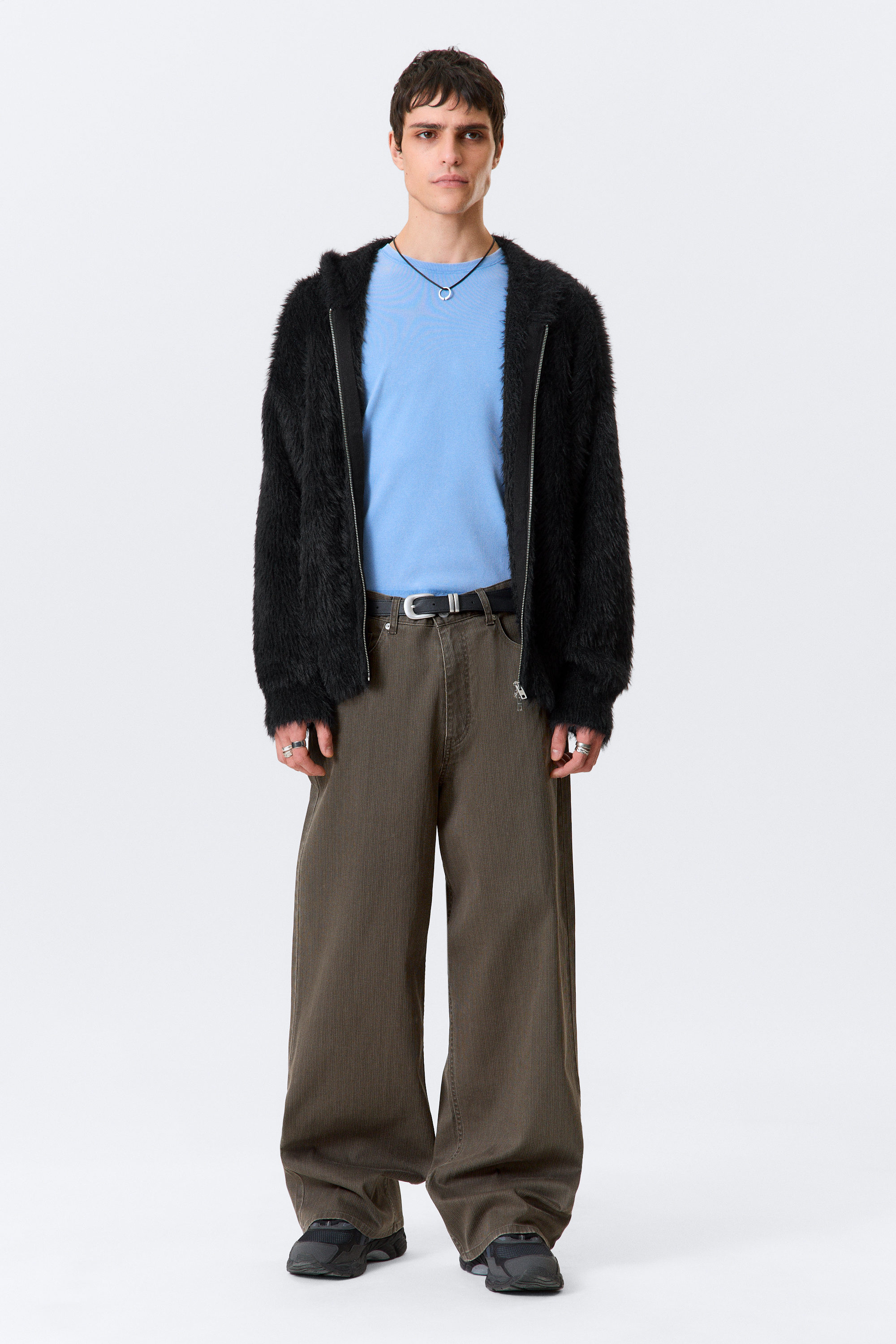 Zwart - Harige gebreide hoodie met rits in een boxy model - 2