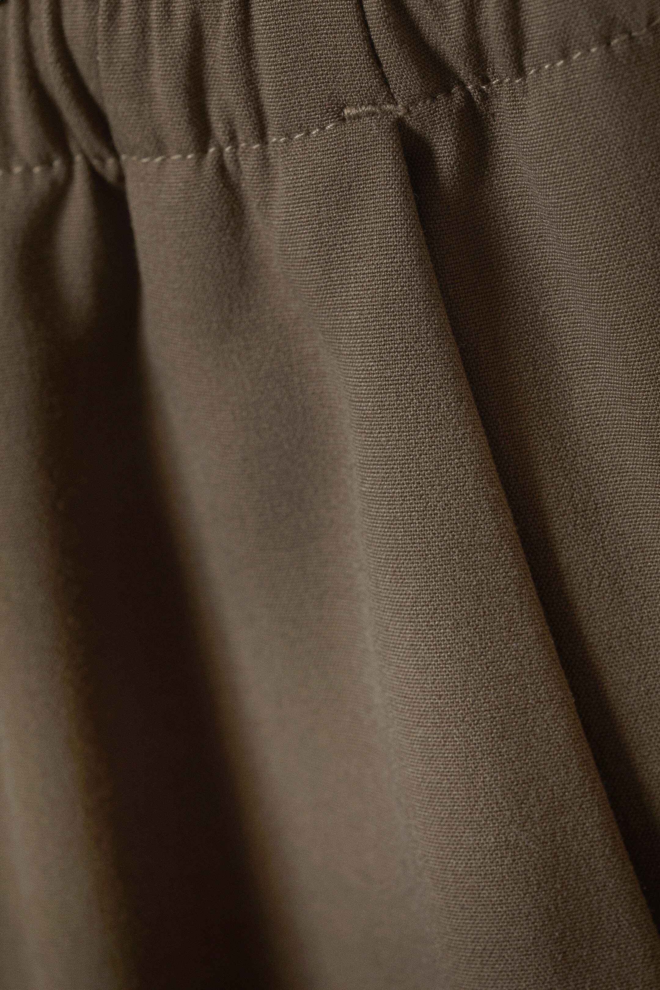 Visualizza immagine più grande: Pantaloni da tailleur larghi e a vita bassa - Talpa scuro - DONNA | H&M IT 6