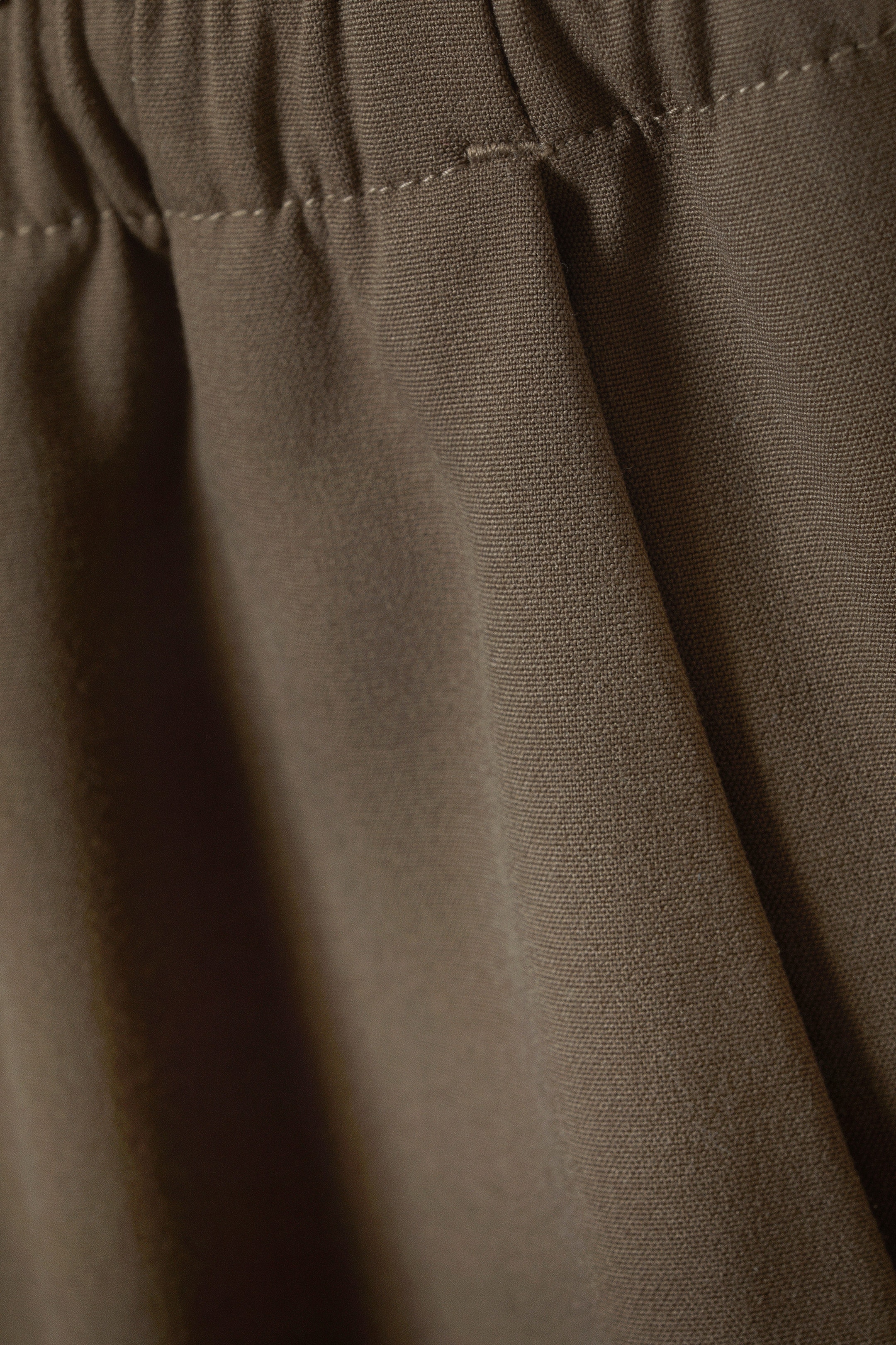 Donkertaupe - Losvallende kostuumbroek met lage taille - 2