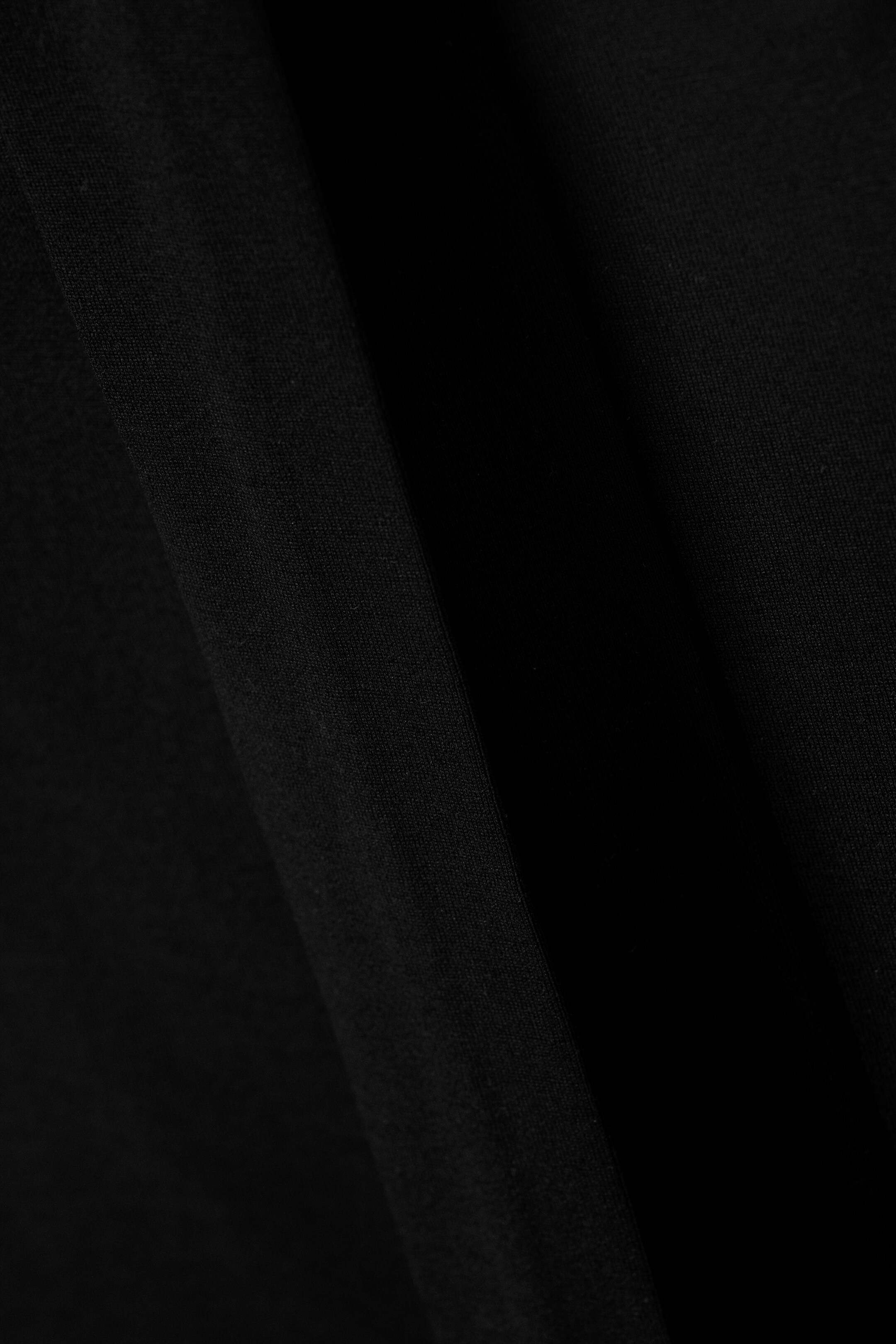Größeres Bild ansehen: Lyocell One-Shoulder-Top zum Binden - Schwarz - Ladies | H&M DE 5