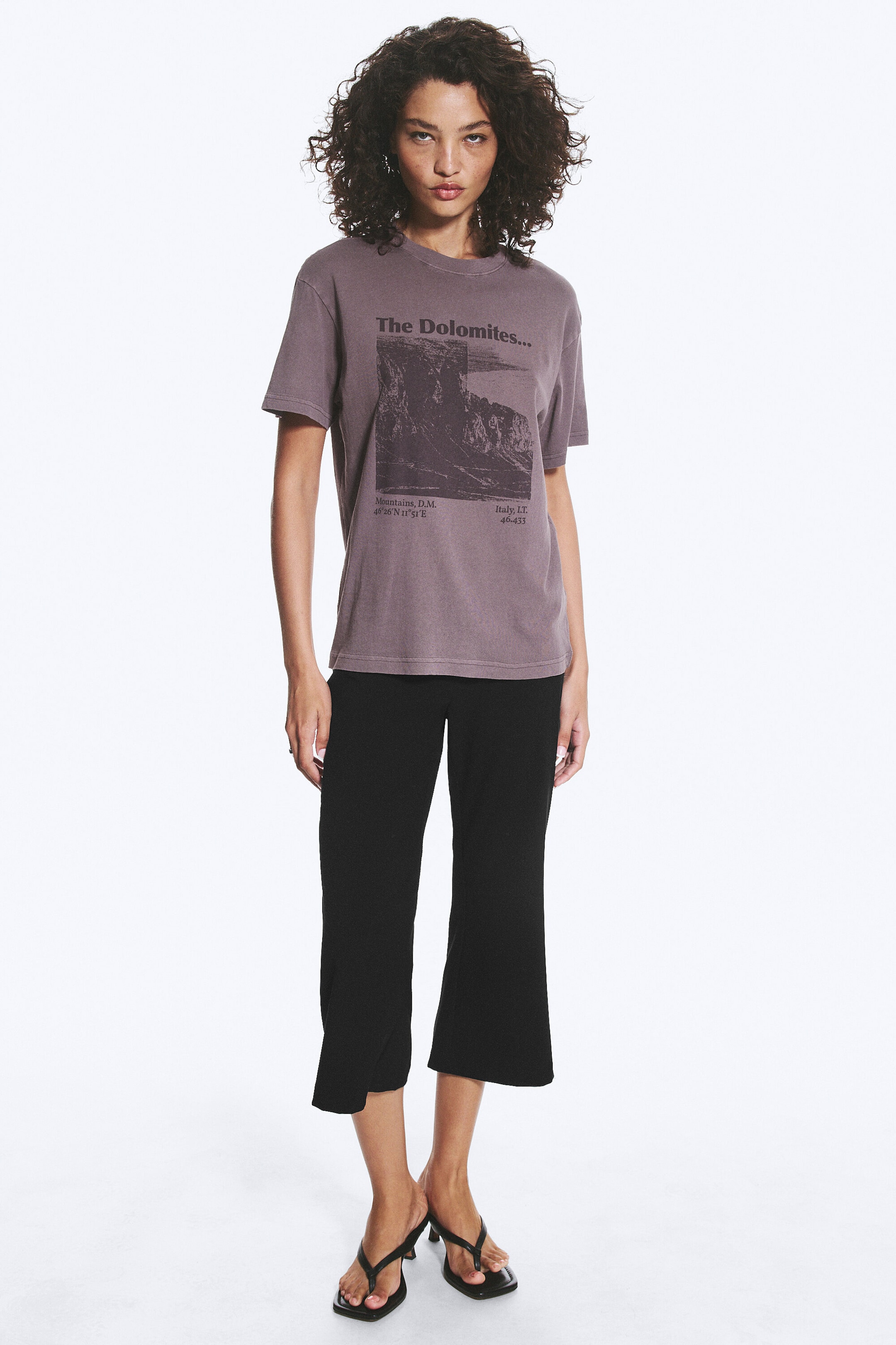 Dusty Plum - Mountain Print - Graphic Printed Short-sleeved T-shirt - 2