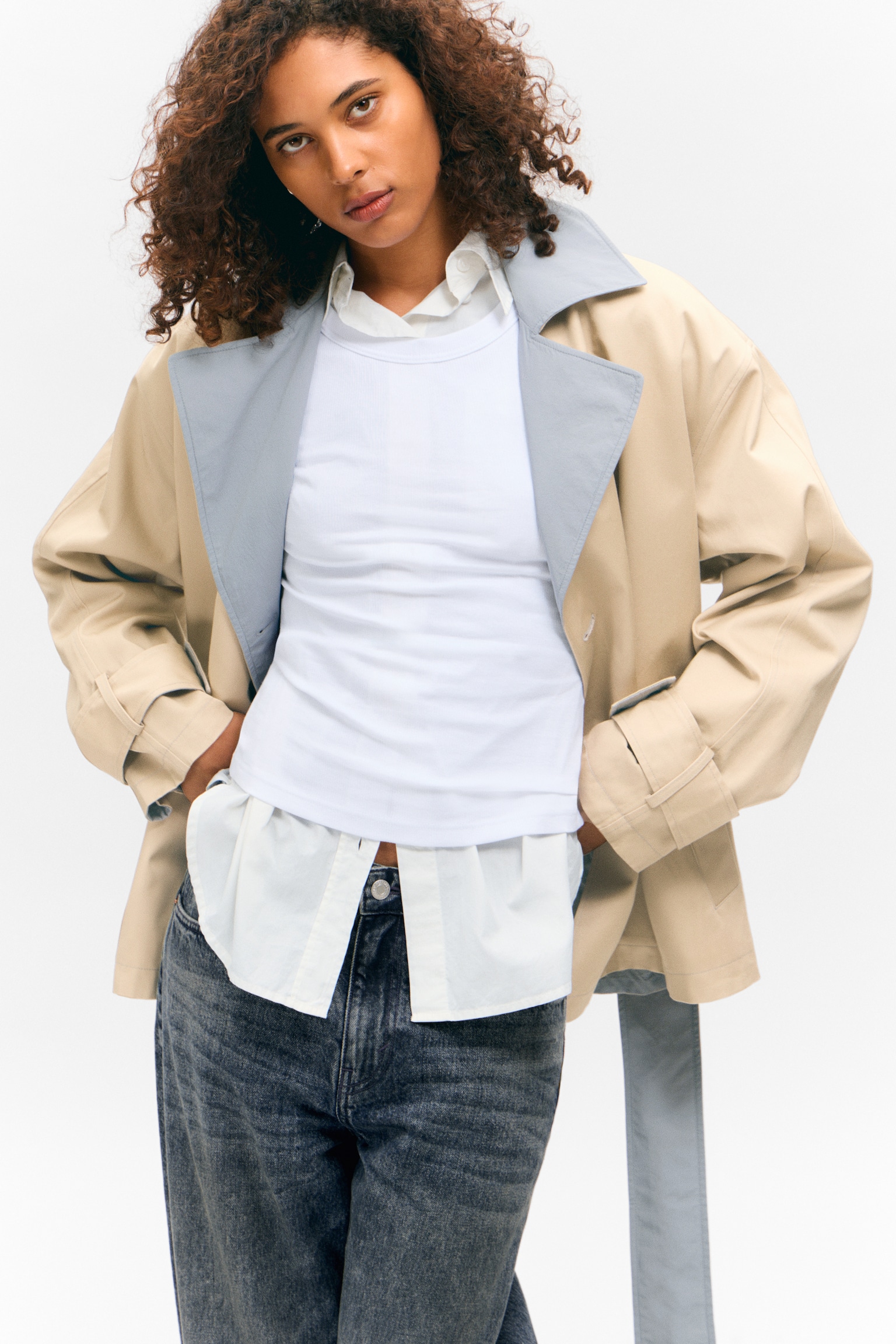 Short Double-Breasted Reversible Trench Coat - Beige & Light Grey/Beige & Khaki Green - 6