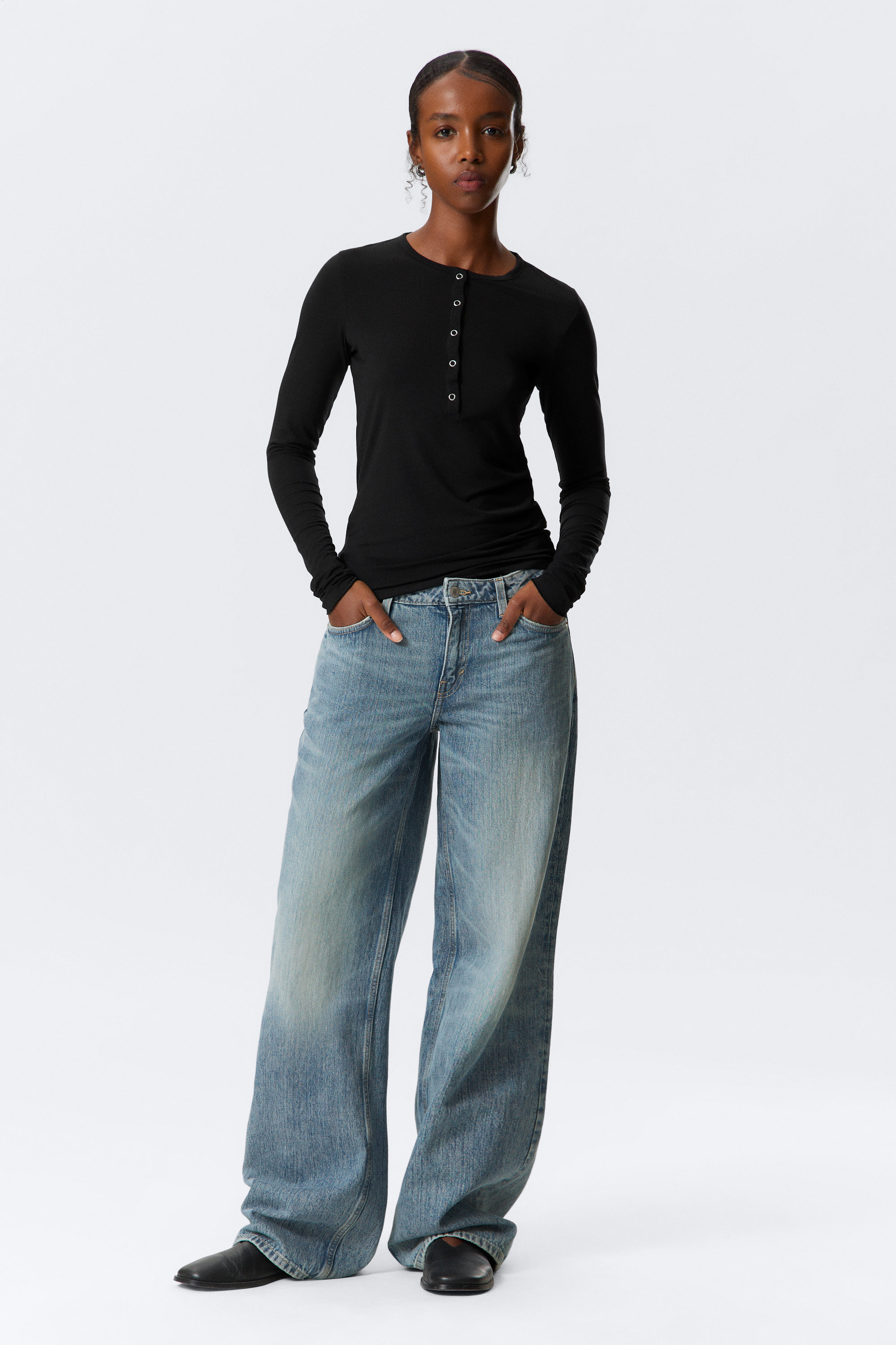 Blue Stream - Medium Blue - Ample Low Rise Loose Wide Leg Jeans - 1