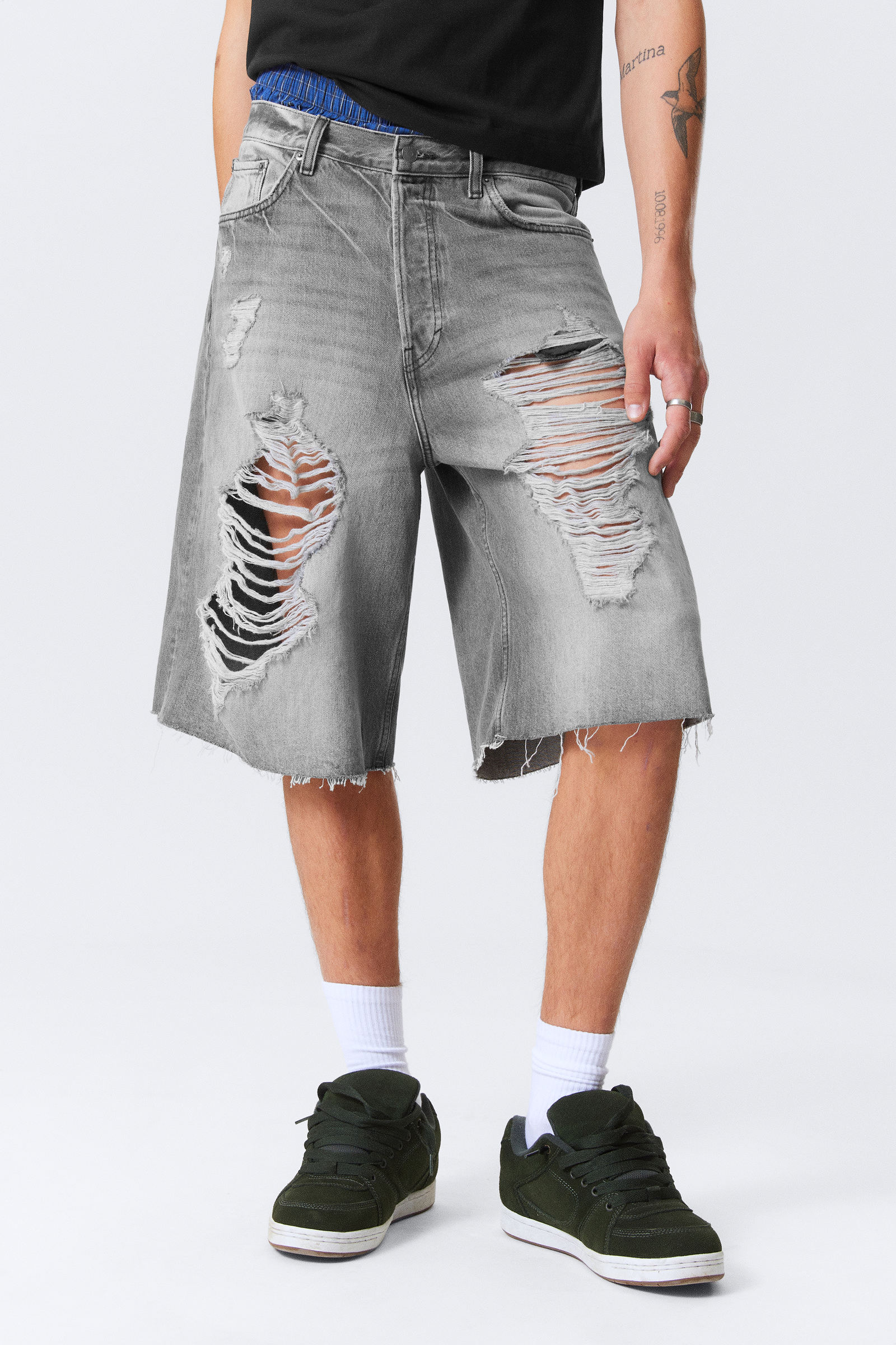 astro denim loose baggy shorts - Black Grumble | Weekday WW