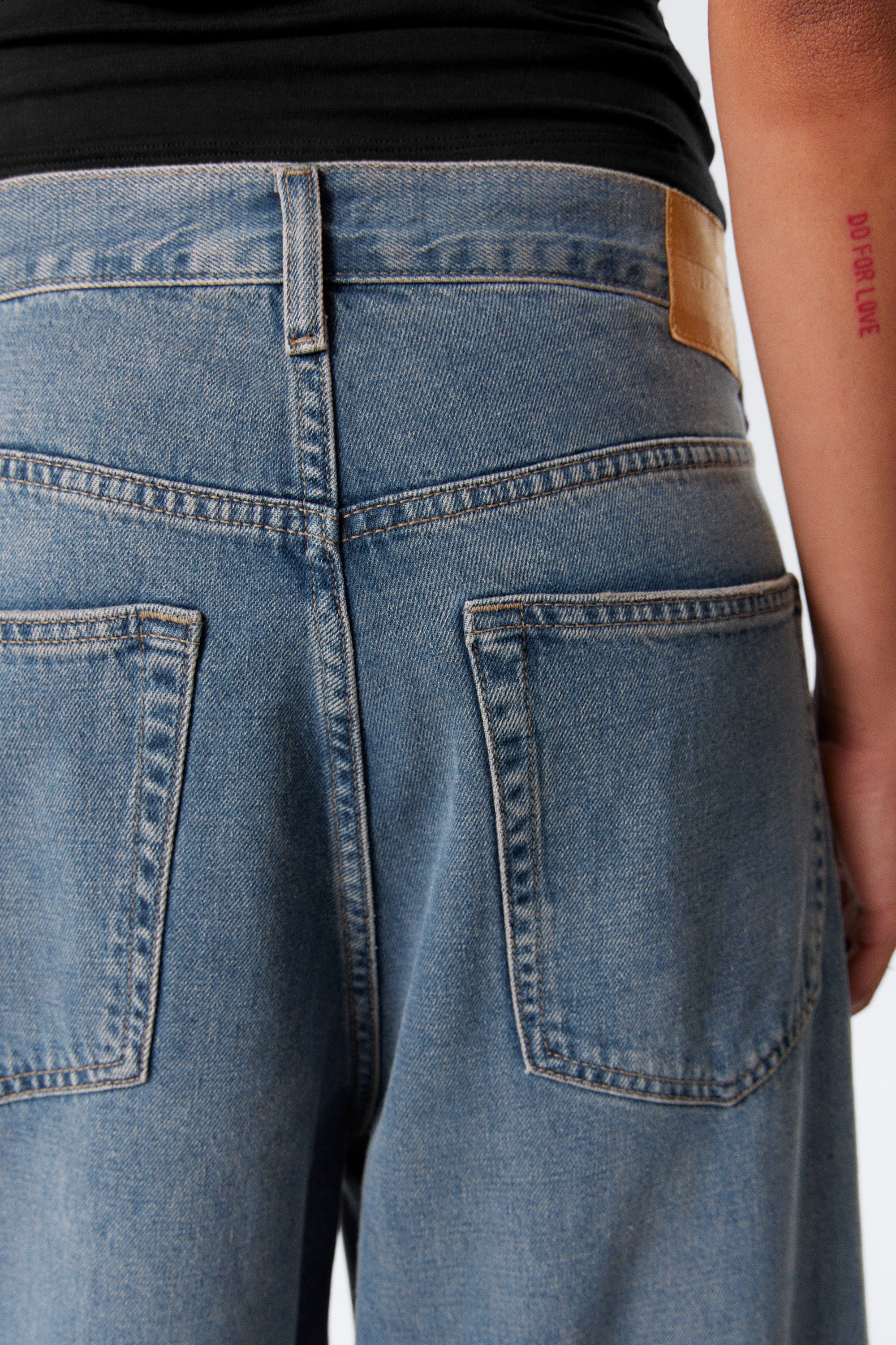 Blue One - Mellanblå - Astro Loose Baggy Leg Jeans - 8