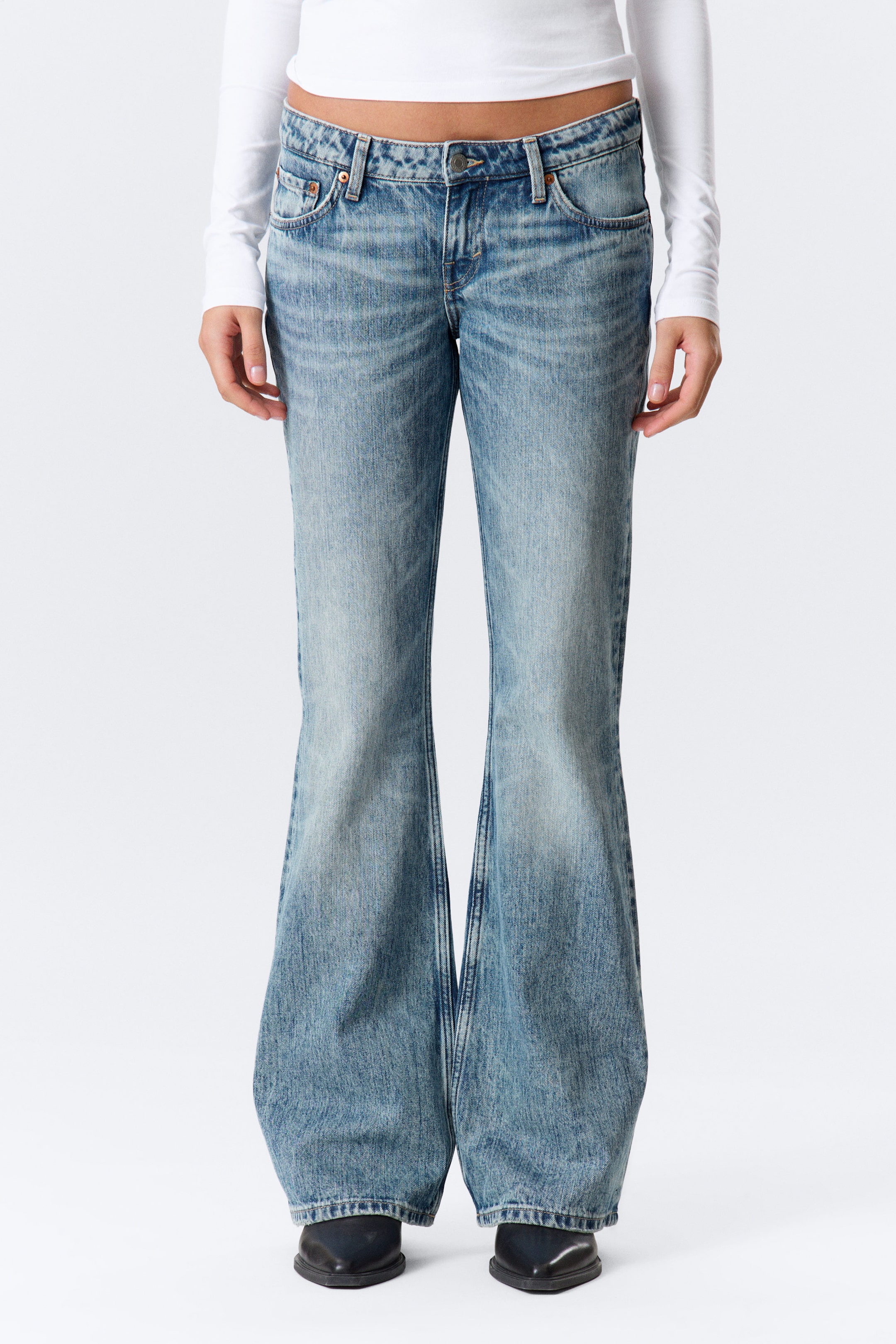 Blue Stream - Medium Blue - Nova Low Rise Slim Bootcut Leg Jeans - 2