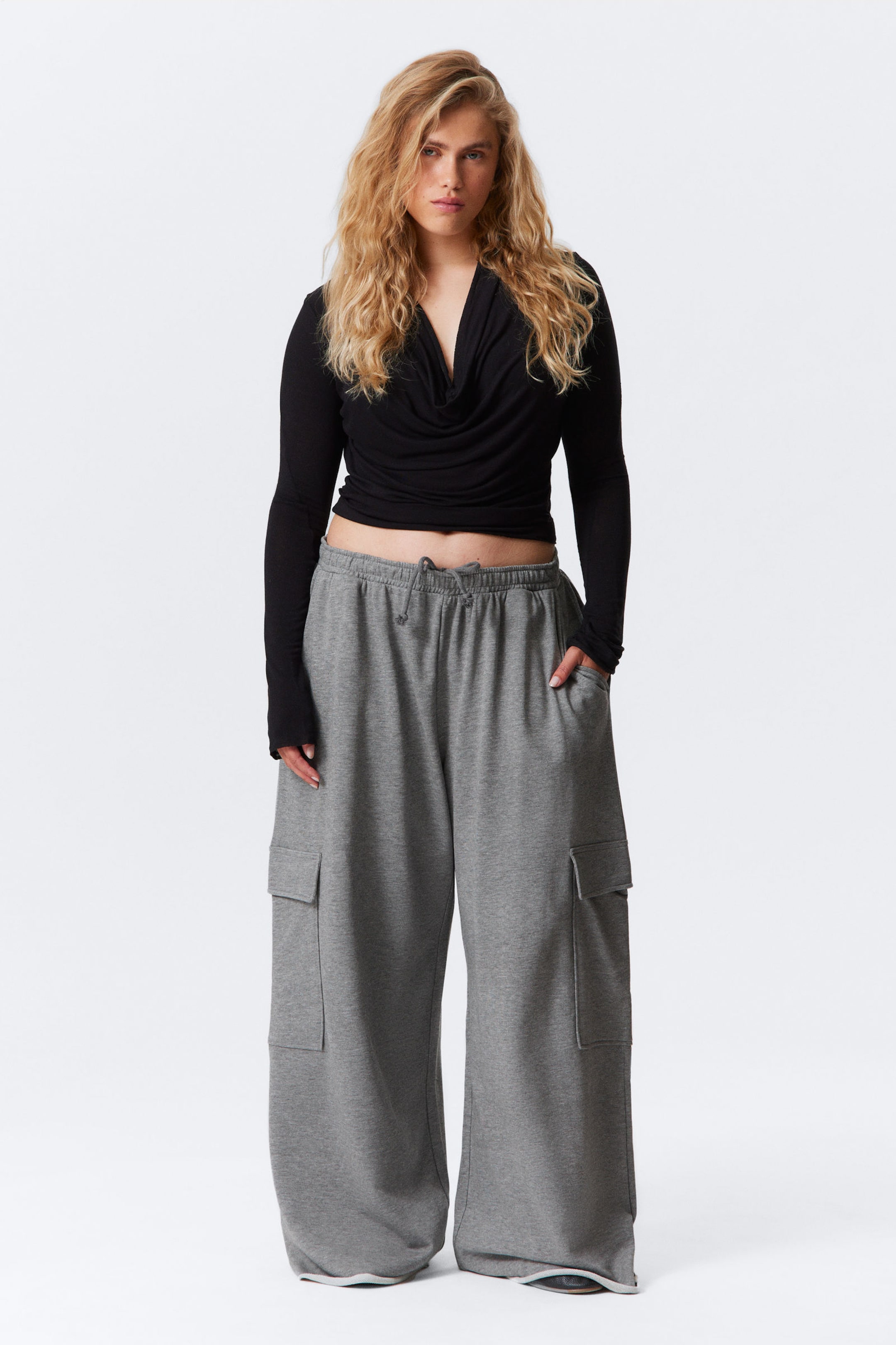 #969696 - Baggy Cargo Sweatpants - 1