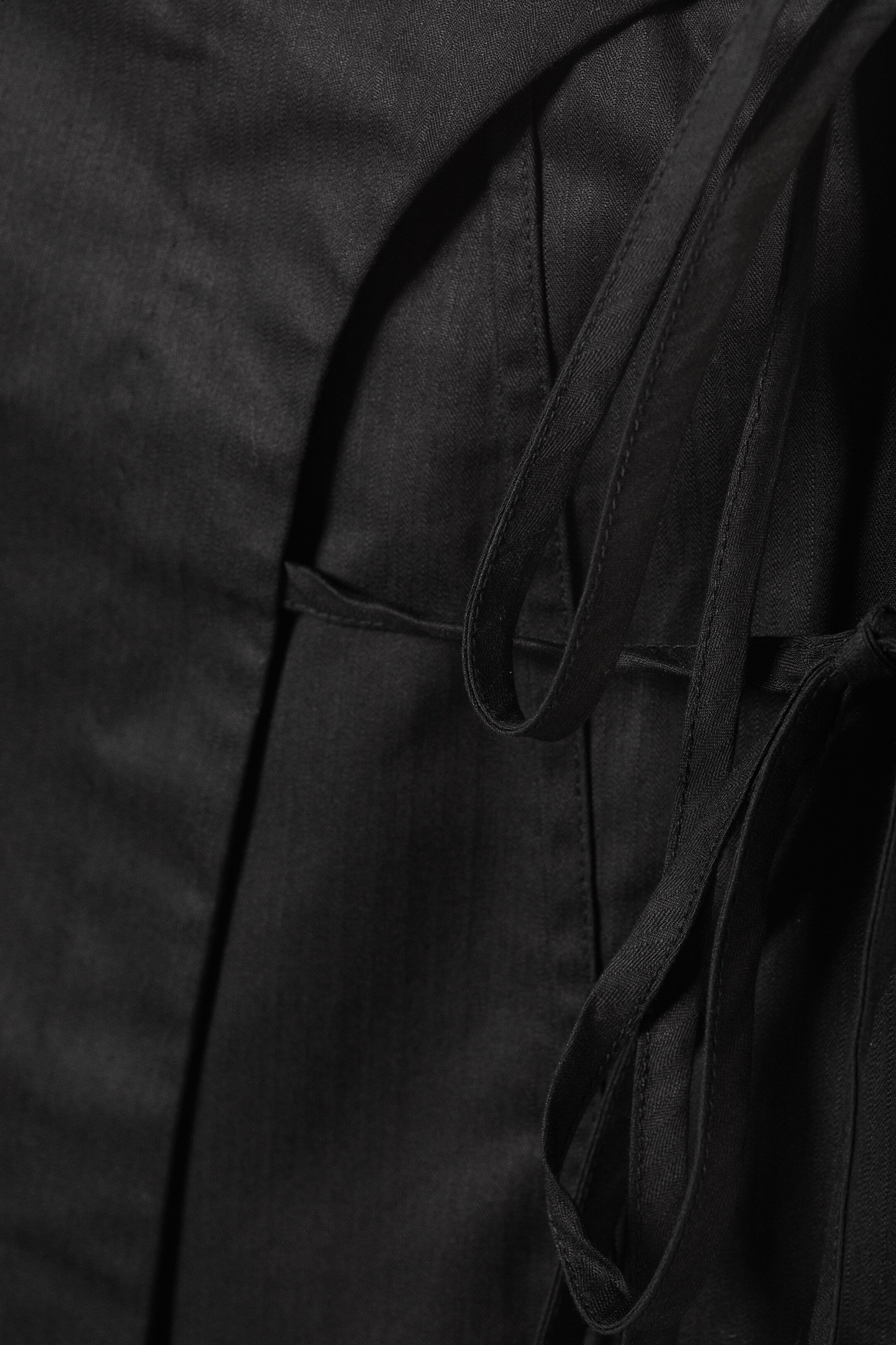 Agrandir l'image: Mini-jupe portefeuille à bretelles - Noir - FEMME | H&M FR 5