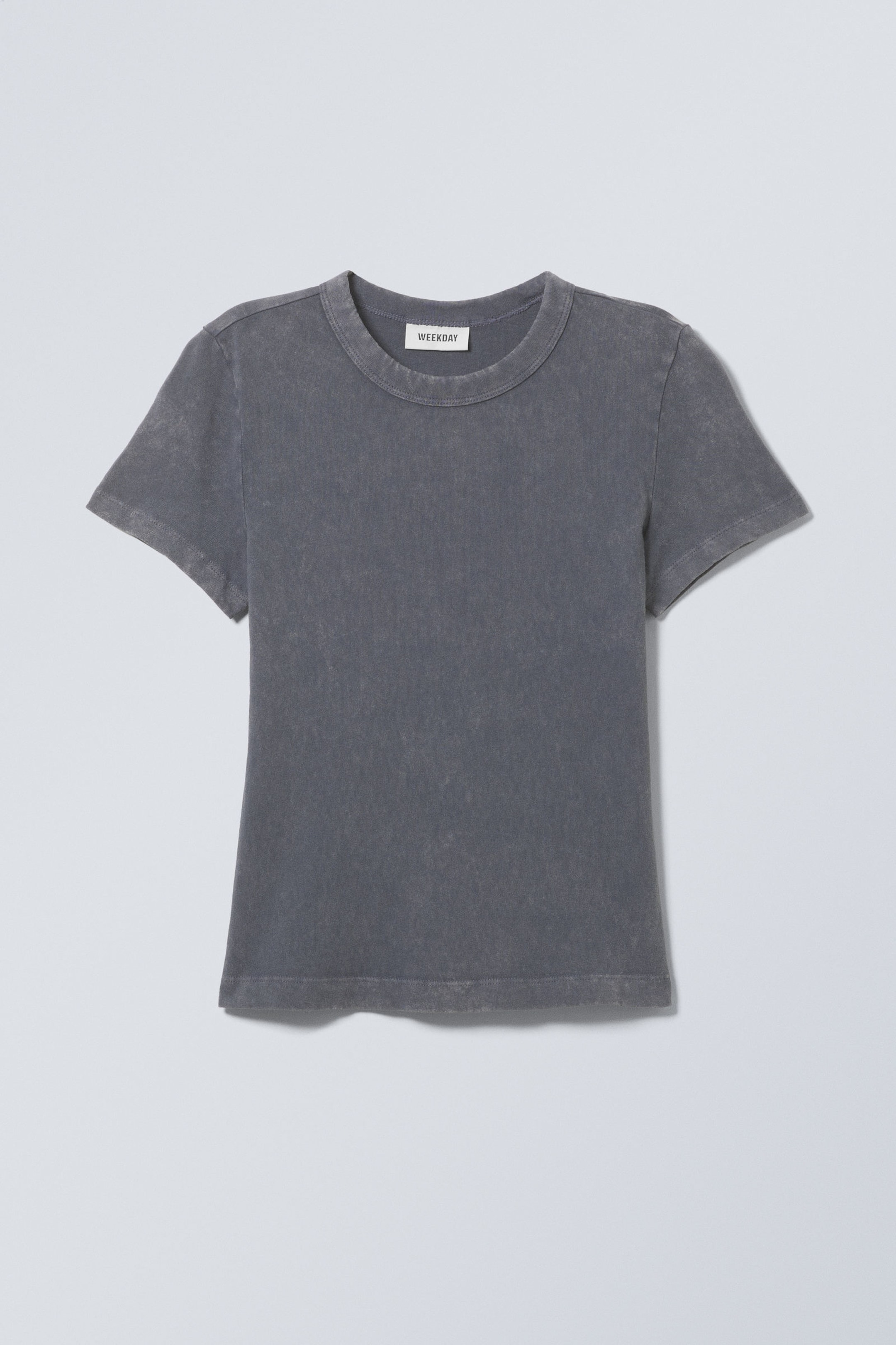 Bleach Washed Dusty Blue - Washed Fitted T-shirt - 1
