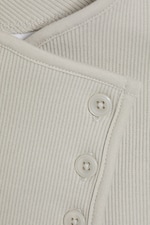 Light Mole - Asymmetric button top - 1