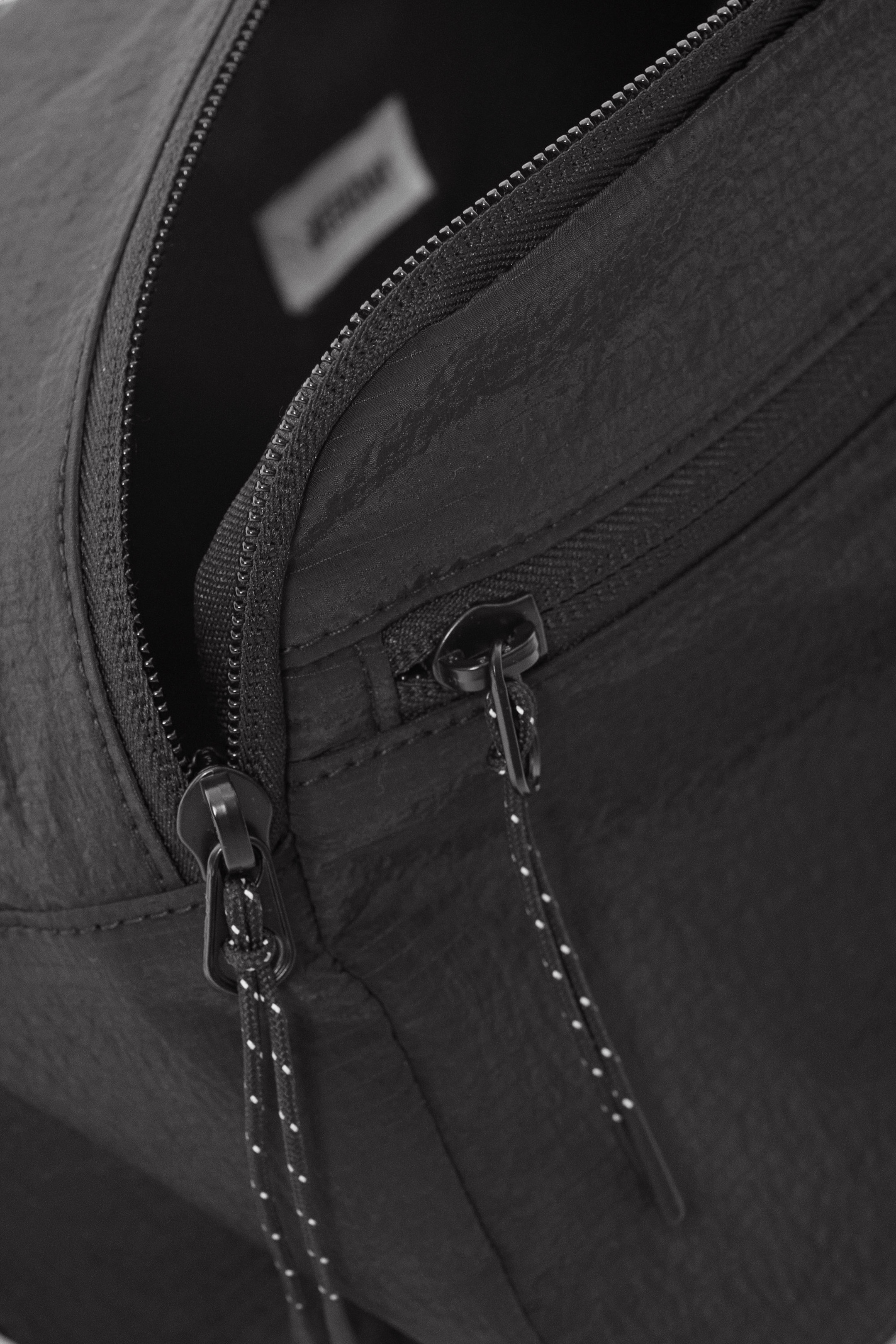 Black - Charlie Waist Bag - 2