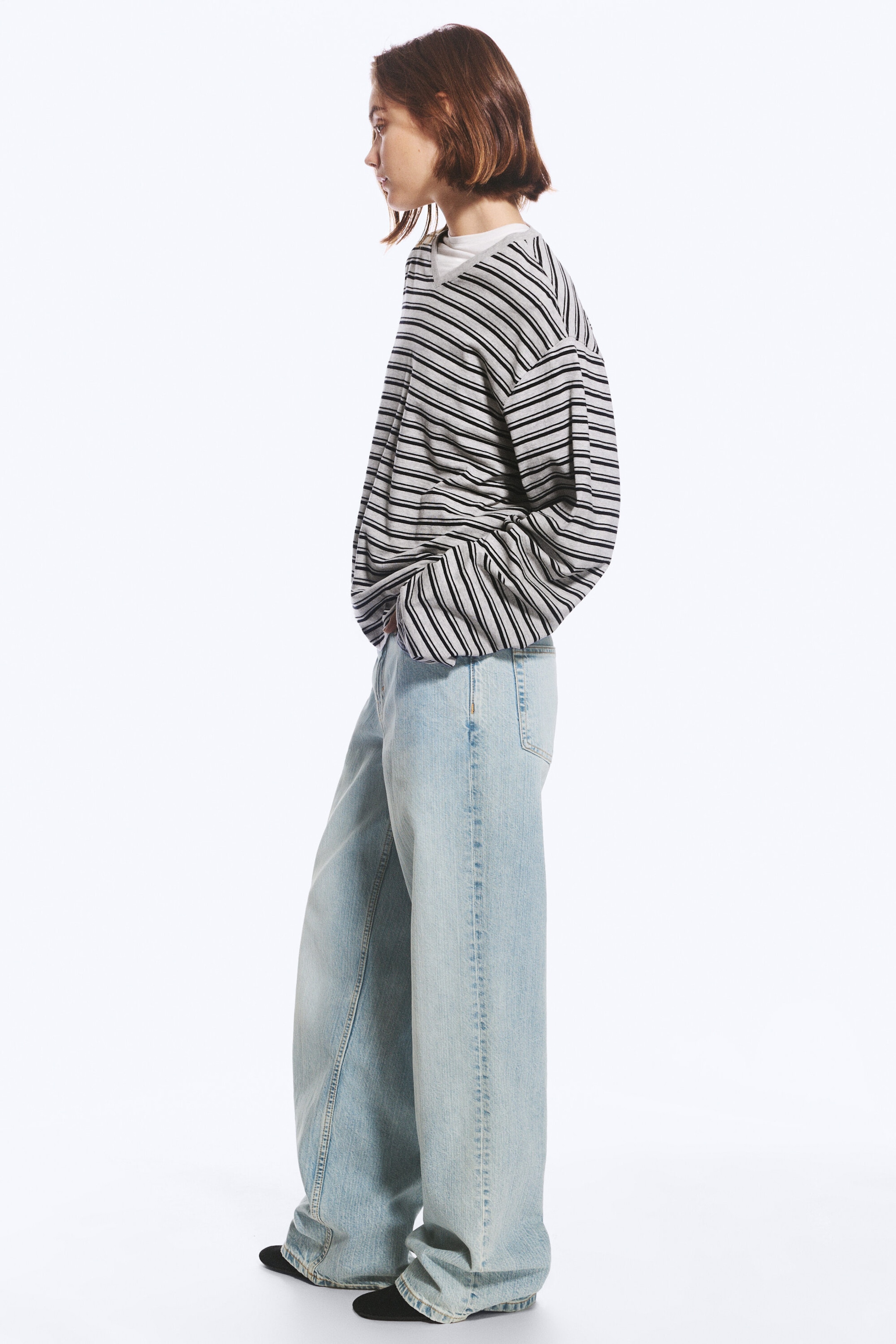Dream Blue - Light Blue - Ample Low Rise Loose Wide Jeans - 5