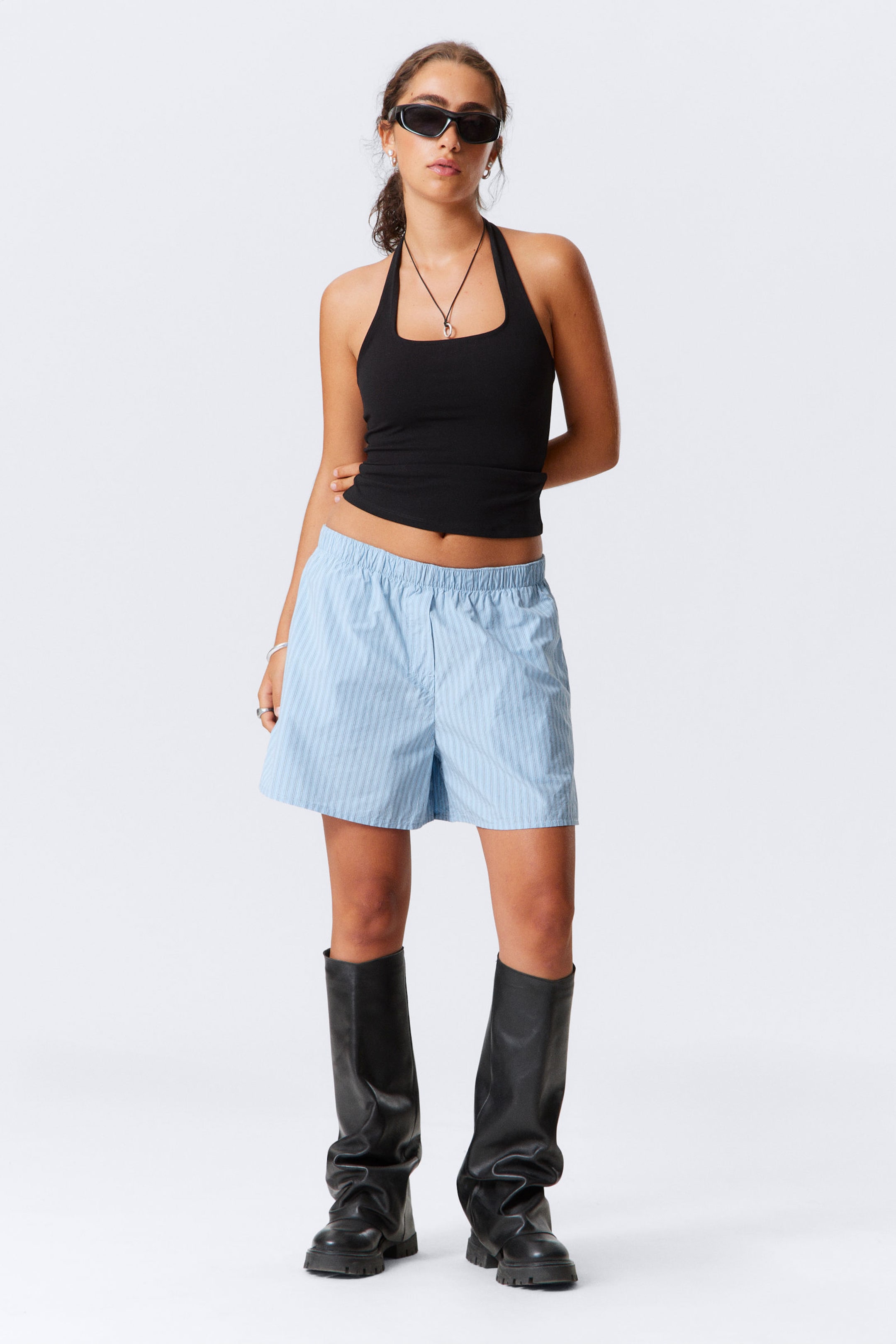 #90A9D1 - Baumwollshorts mit niedrigem Bund - 1