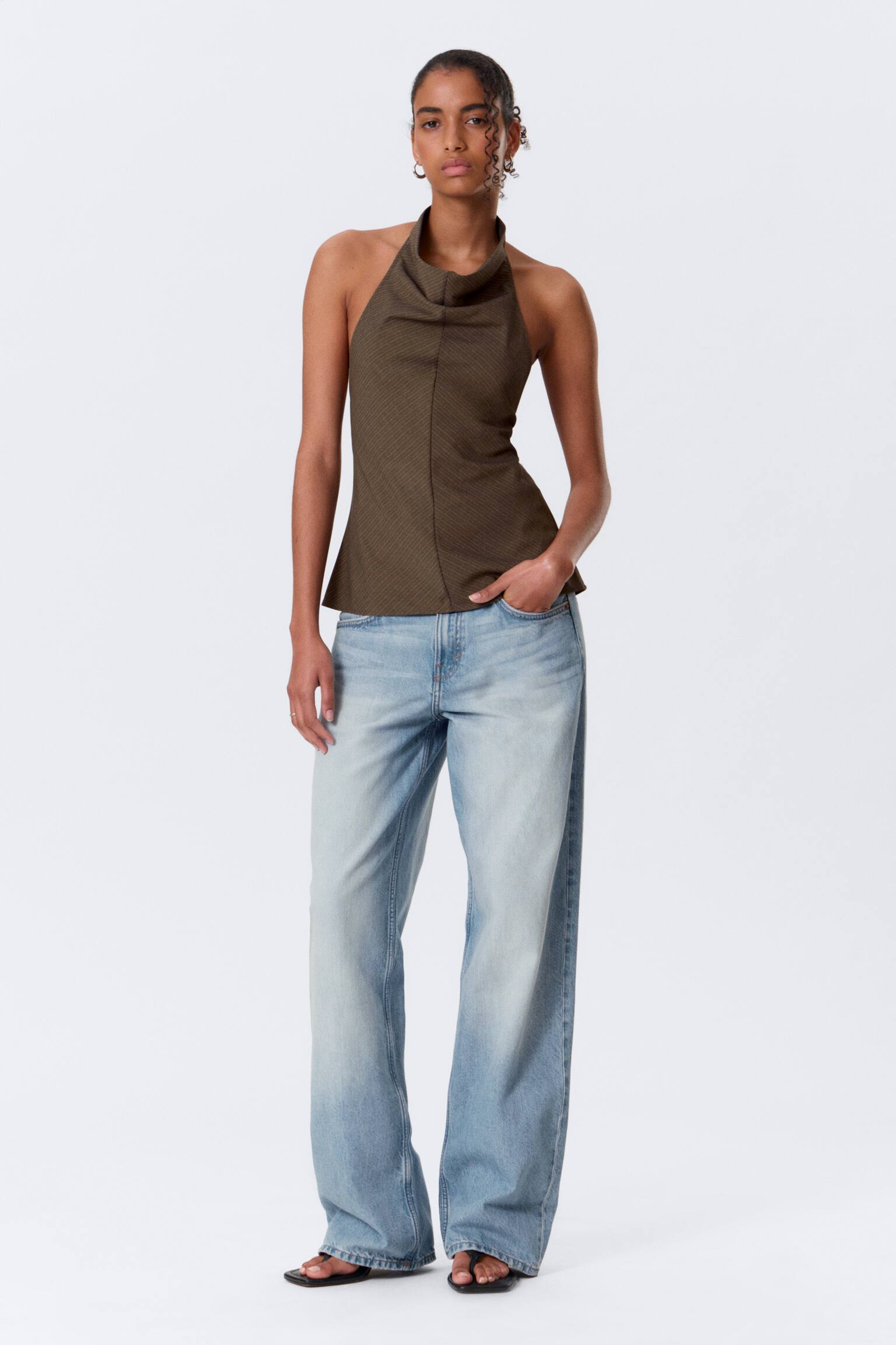 Drapiertes Neckholder-Top mit Wasserfallausschnitt - Braun gestreift/Schwarz - 5