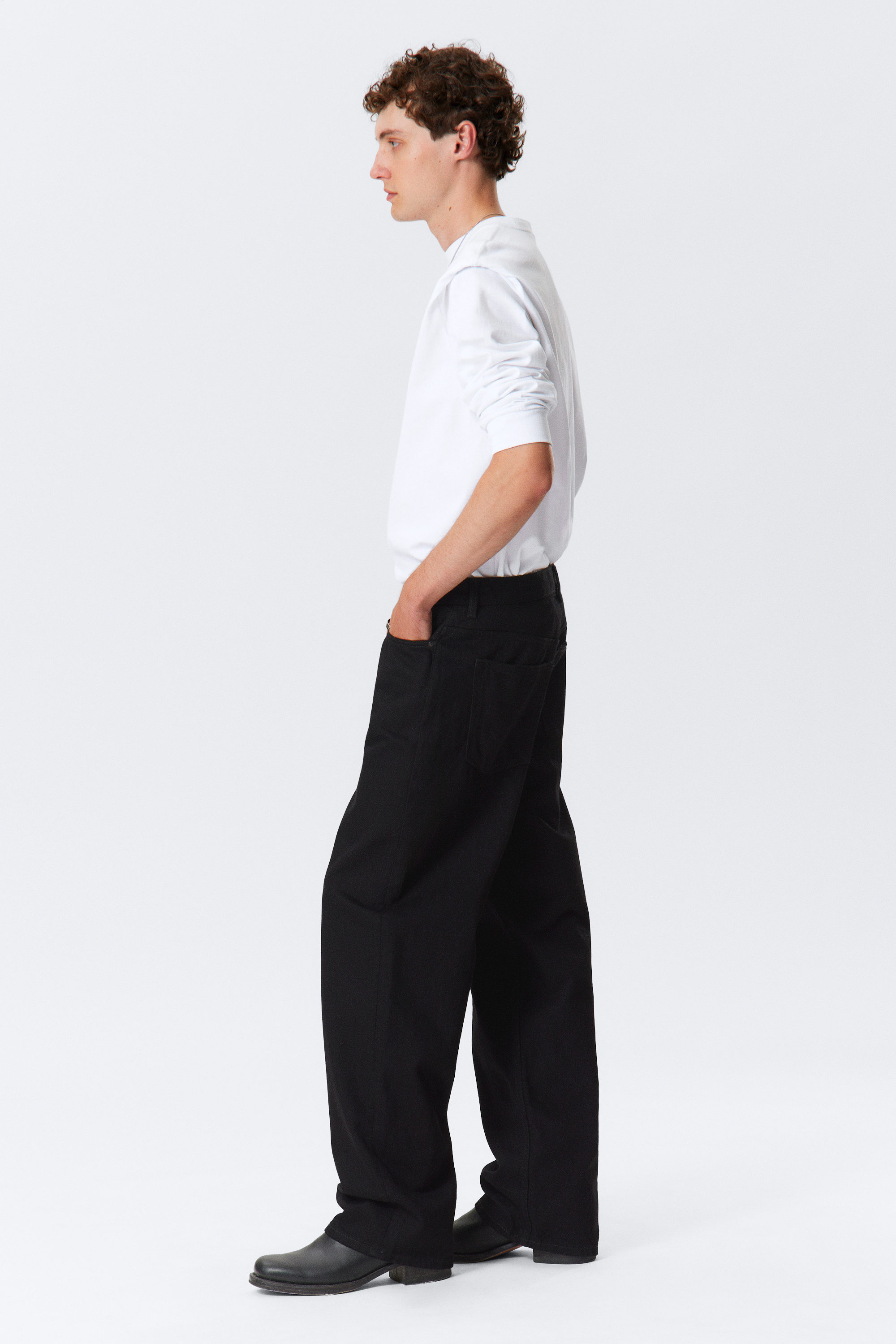 Black Rinse - Svart - Sphere Low Waist Loose Straight Leg Jeans - 3