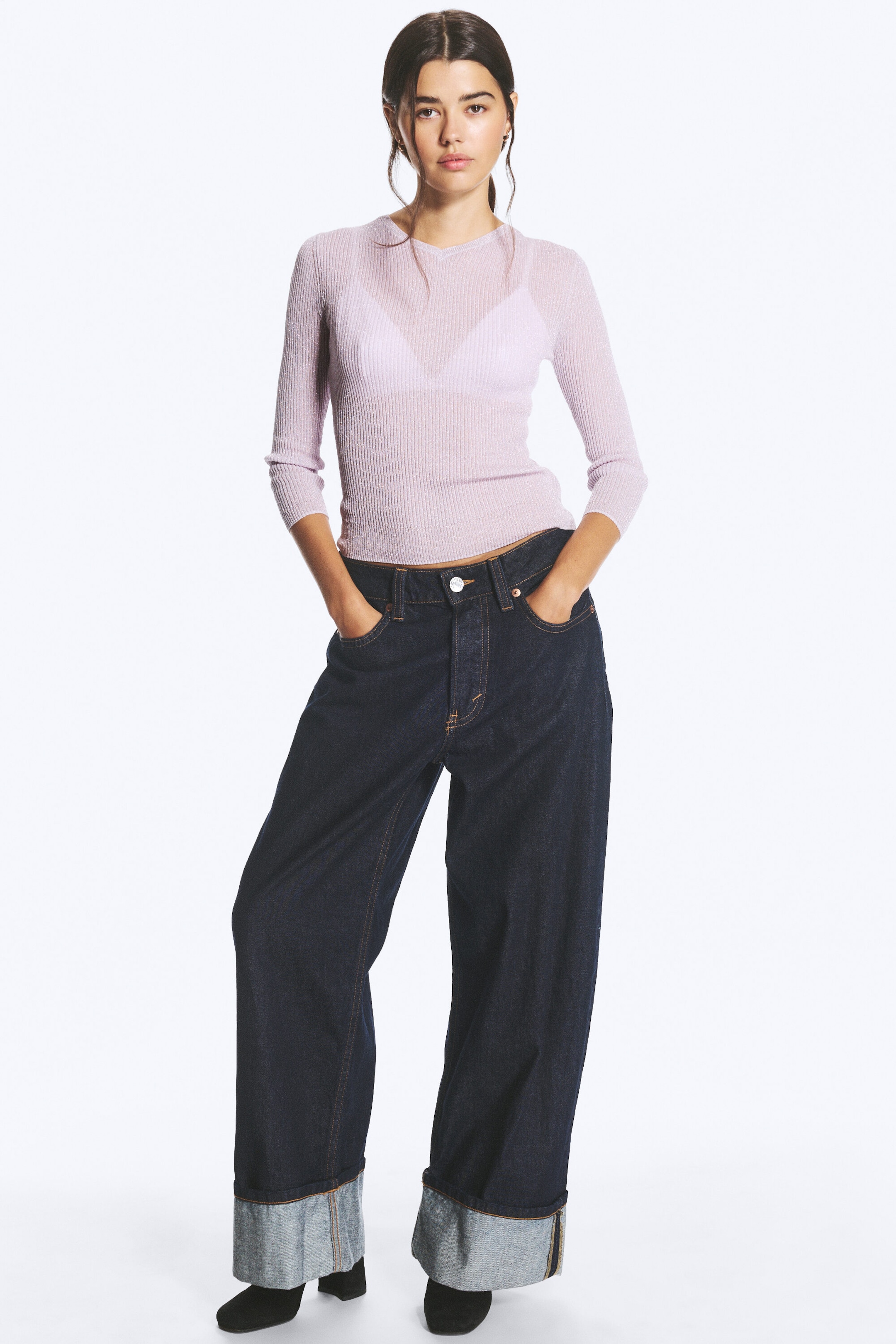 Lichtroze - Slim gebreide trui met V-hals - 2
