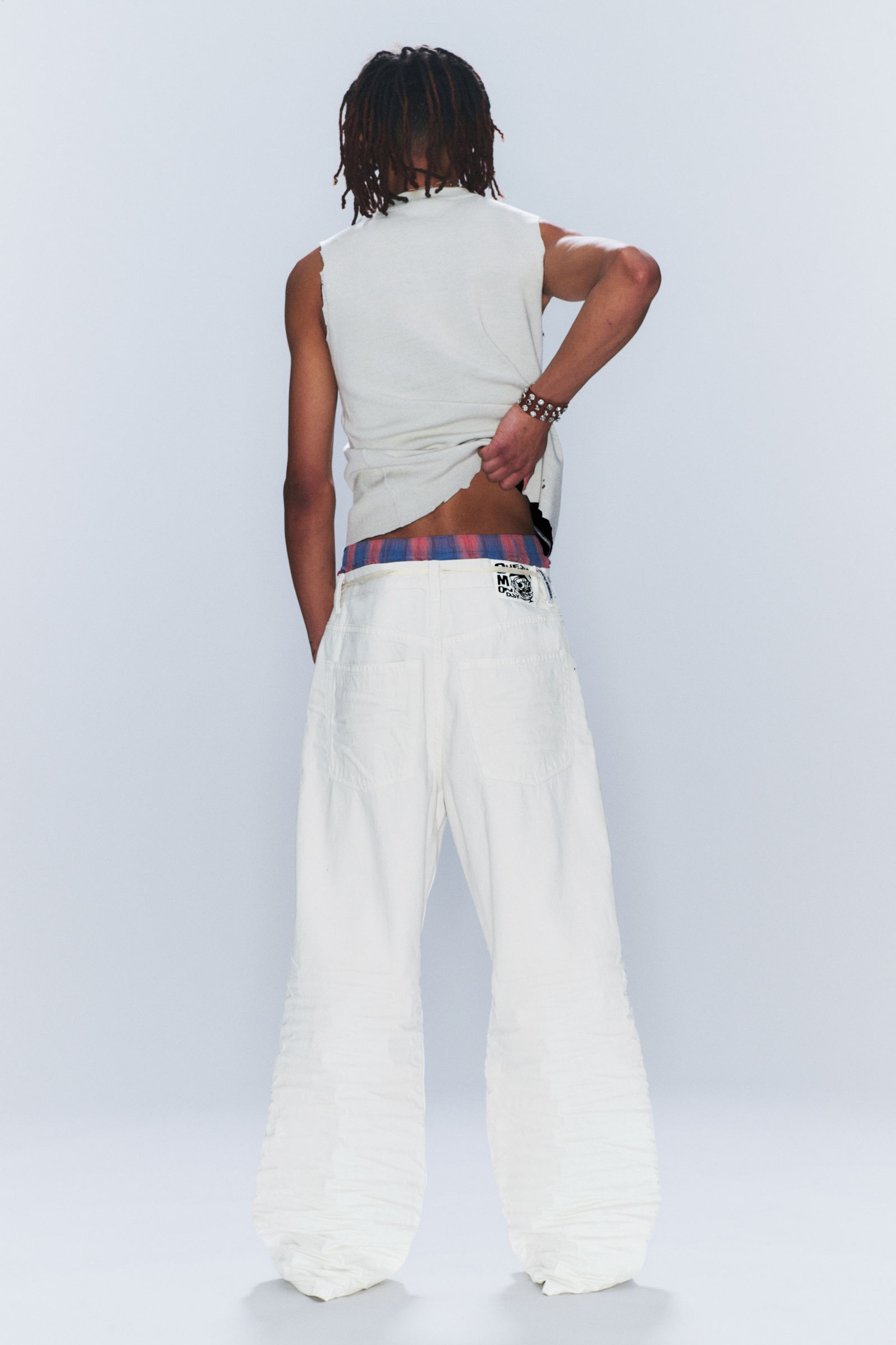Creased White - White - Looser Regular Waist Loose Straight Jeans - 2