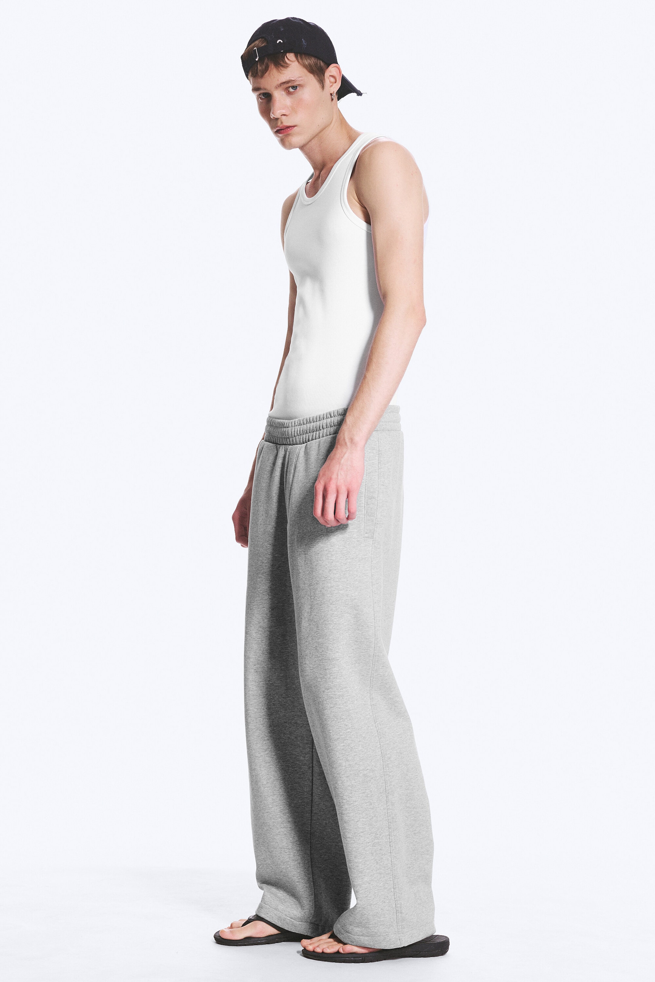 Light Grey - Loose Fit Sweatpants - 2