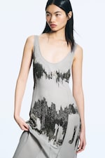 Gris clair perlé - Robe longue sans manches ornée de perles - 3