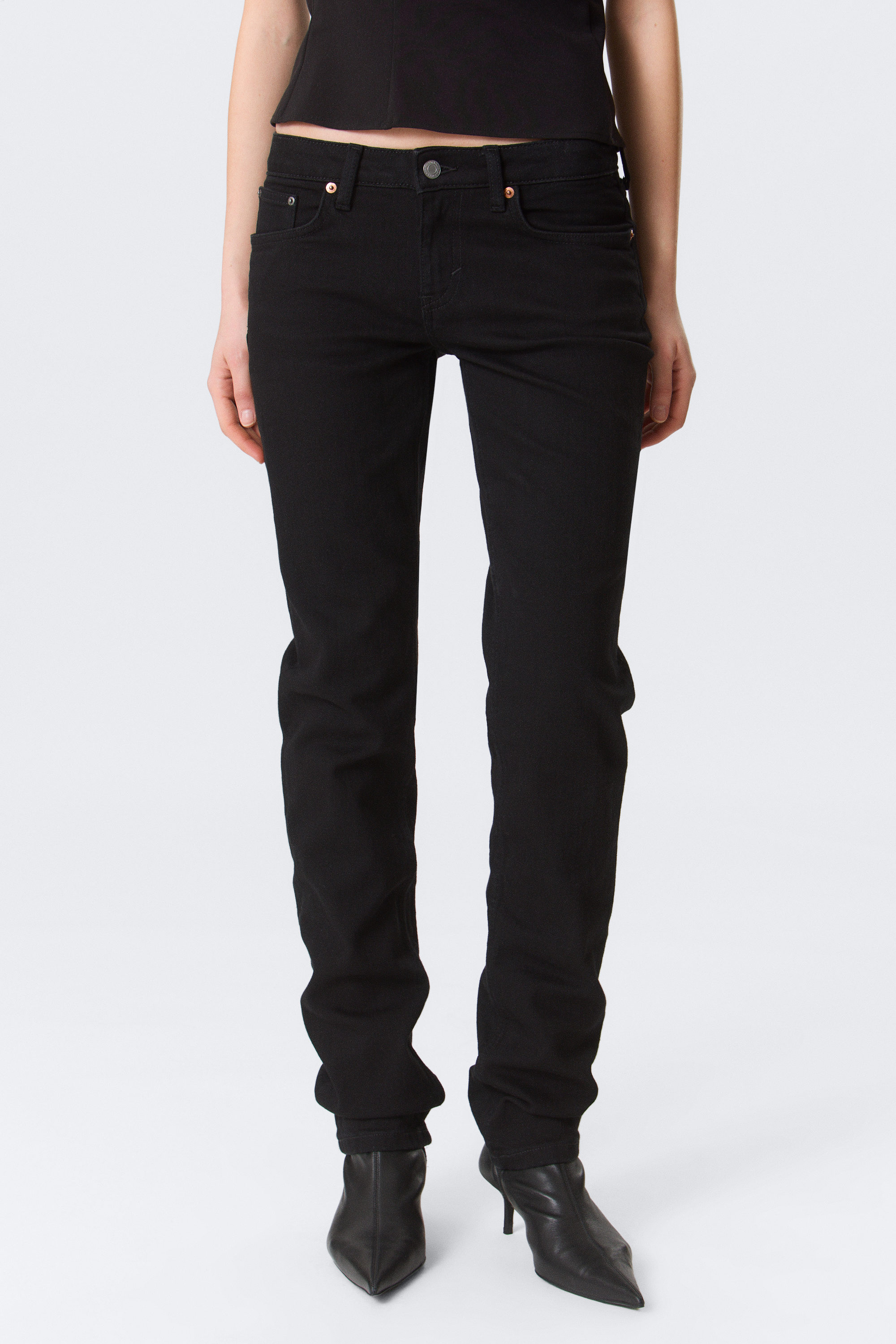 neptune low rise slim straight leg jeans - Black Rinse - Black