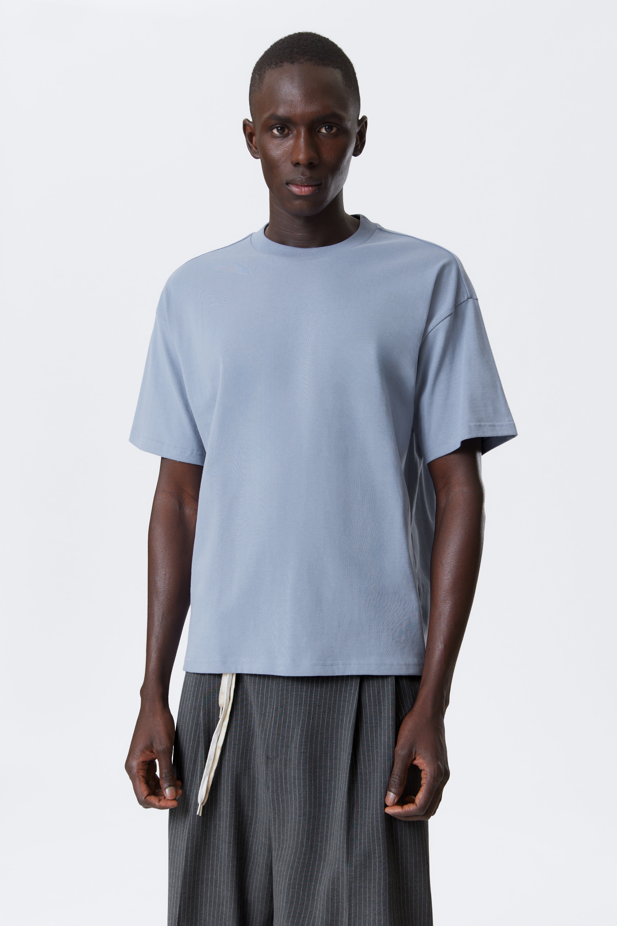 Zobacz większy obraz: Great Boxy T-shirt wagi ciężkiej - Jasny zakurzony błękit - ON | H&M PL 1