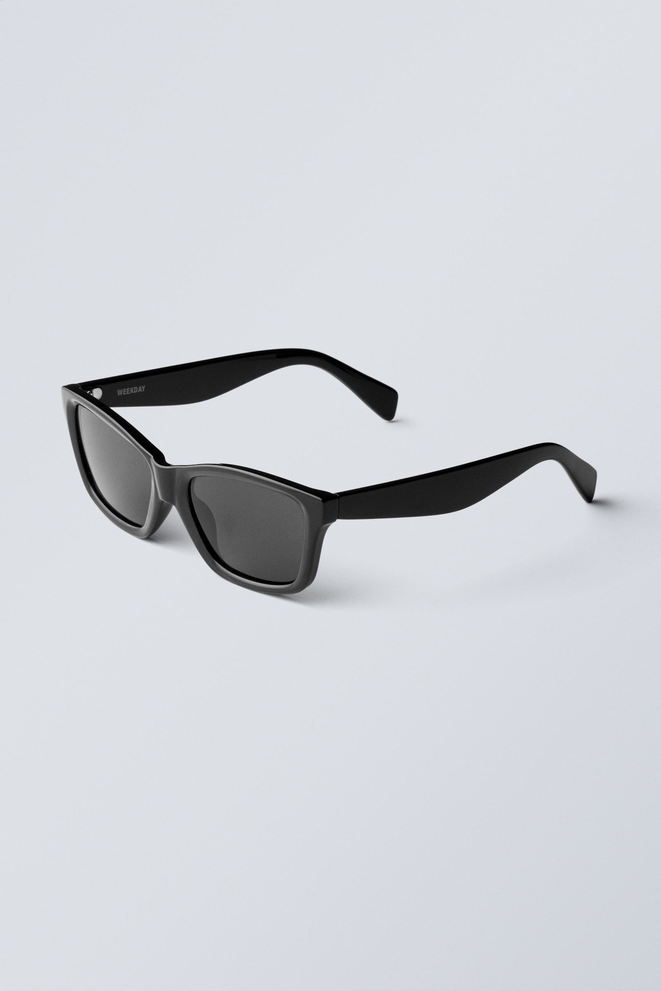 Black - Black Lenses - Bold Rectangular Sunglasses - 3