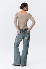Light Pink/Brown Stripe - Long-Sleeved Slim Fit Scoop Neck Top - 3