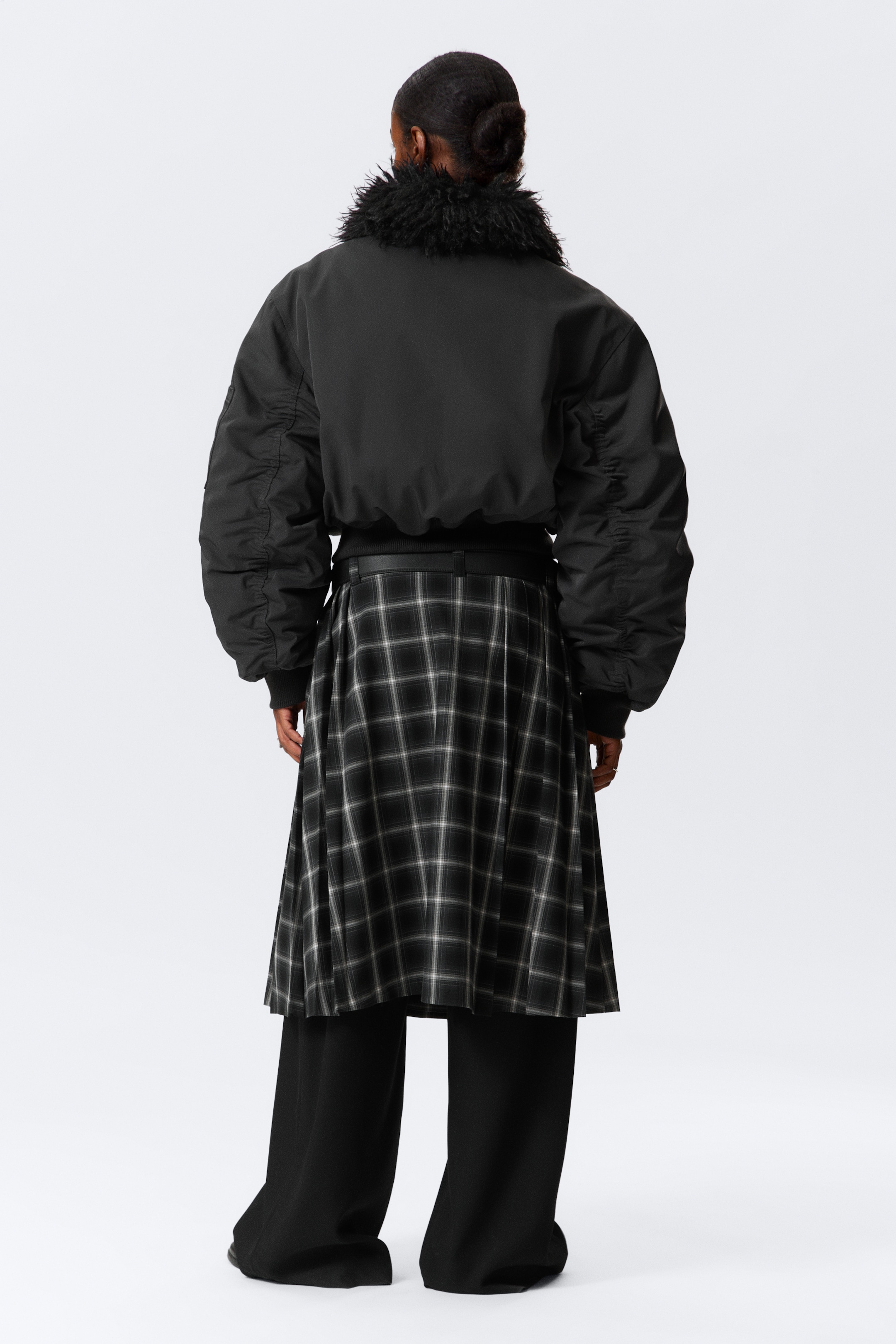 Agrandir l'image: Veste bomber à col en fausse fourrure - Gris foncé - FEMME | H&M FR 5