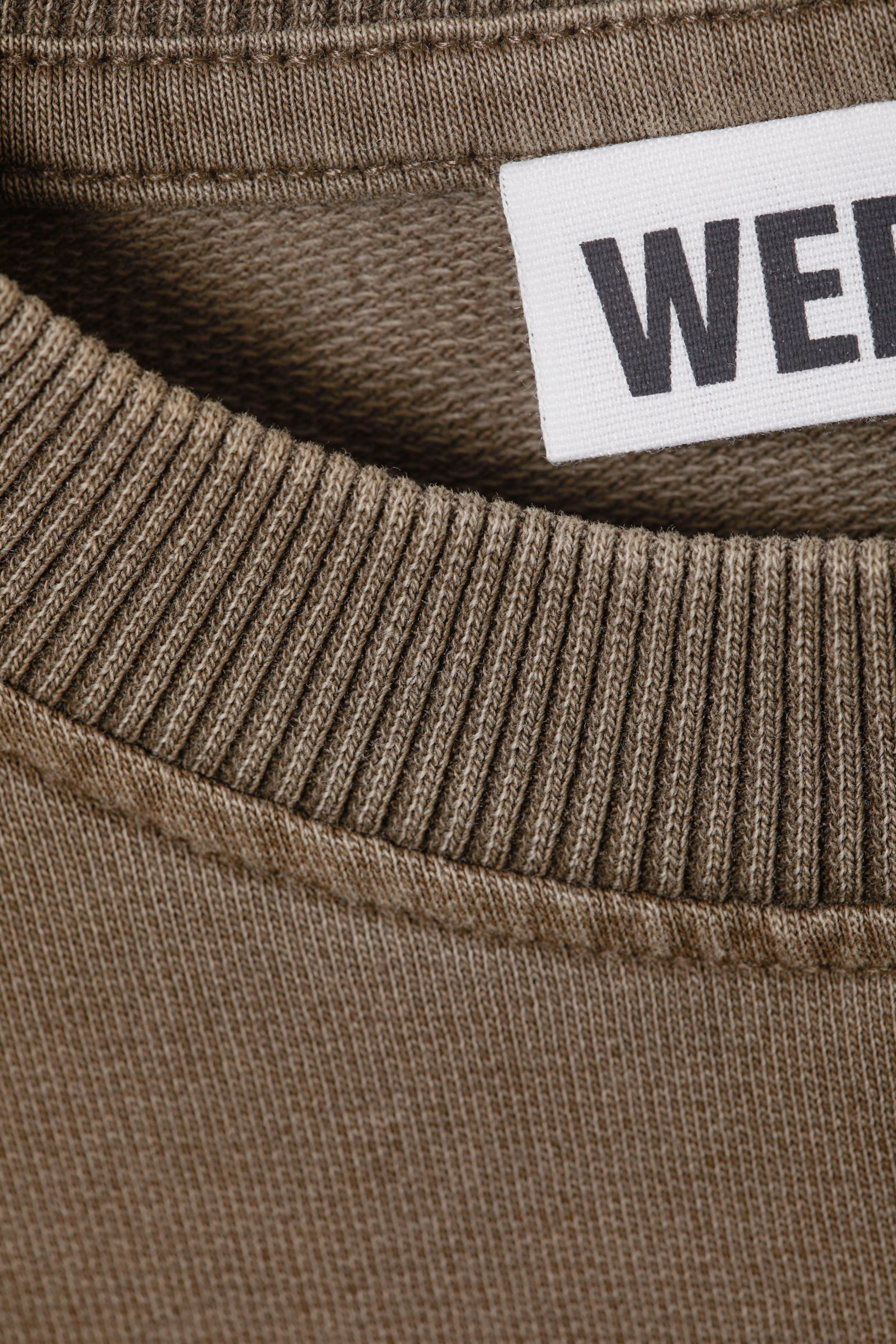 Verwaschenes dunkles Khaki - Oversize-Longsleeve aus Baumwolle - 1