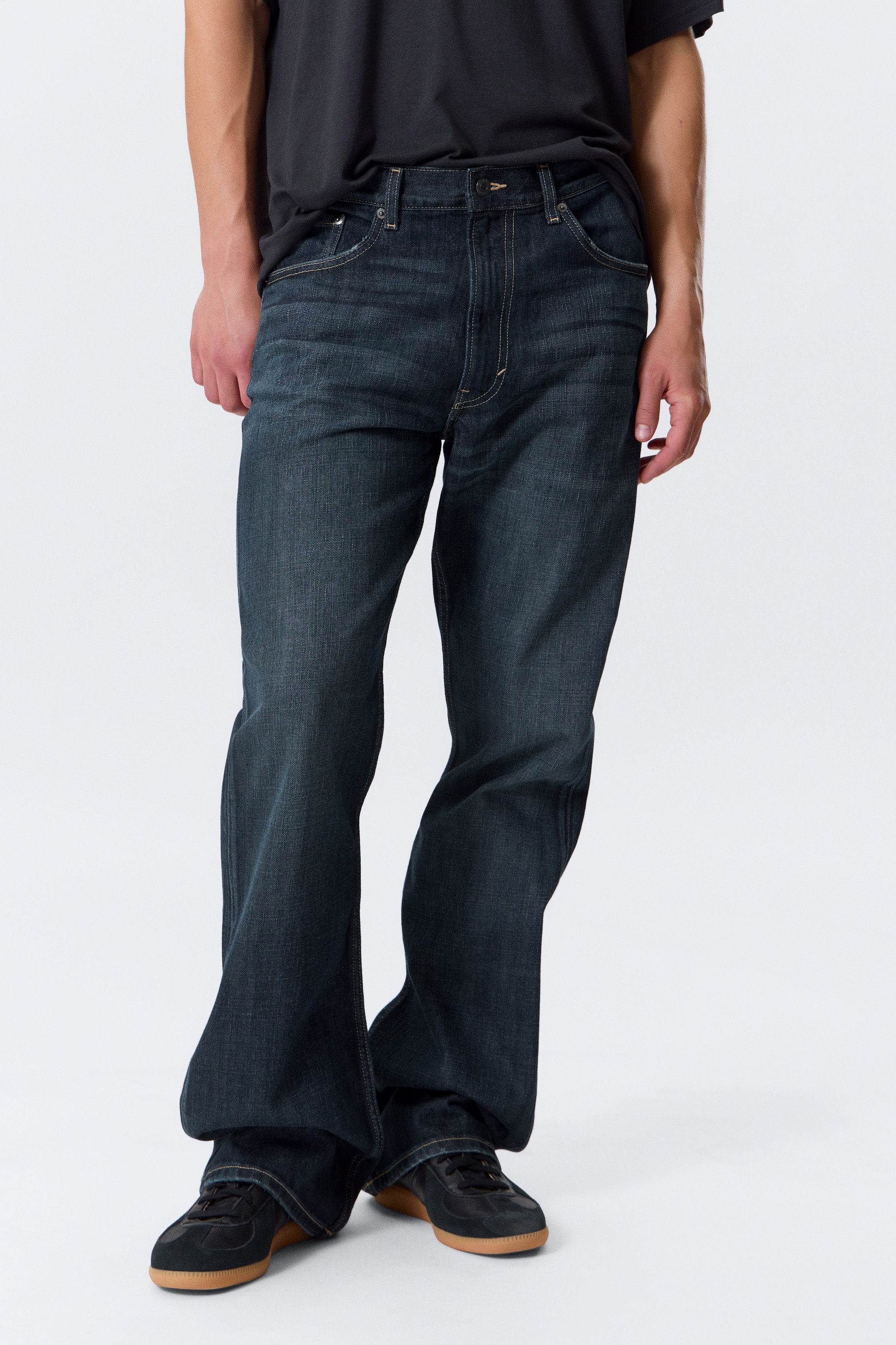 Deep Sea Blue - Mörkblå - Mercury Relaxed Bootcut Leg Jeans - 2
