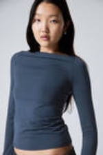 Donkerblauw - Annie top met lange mouwen en boothals - 1