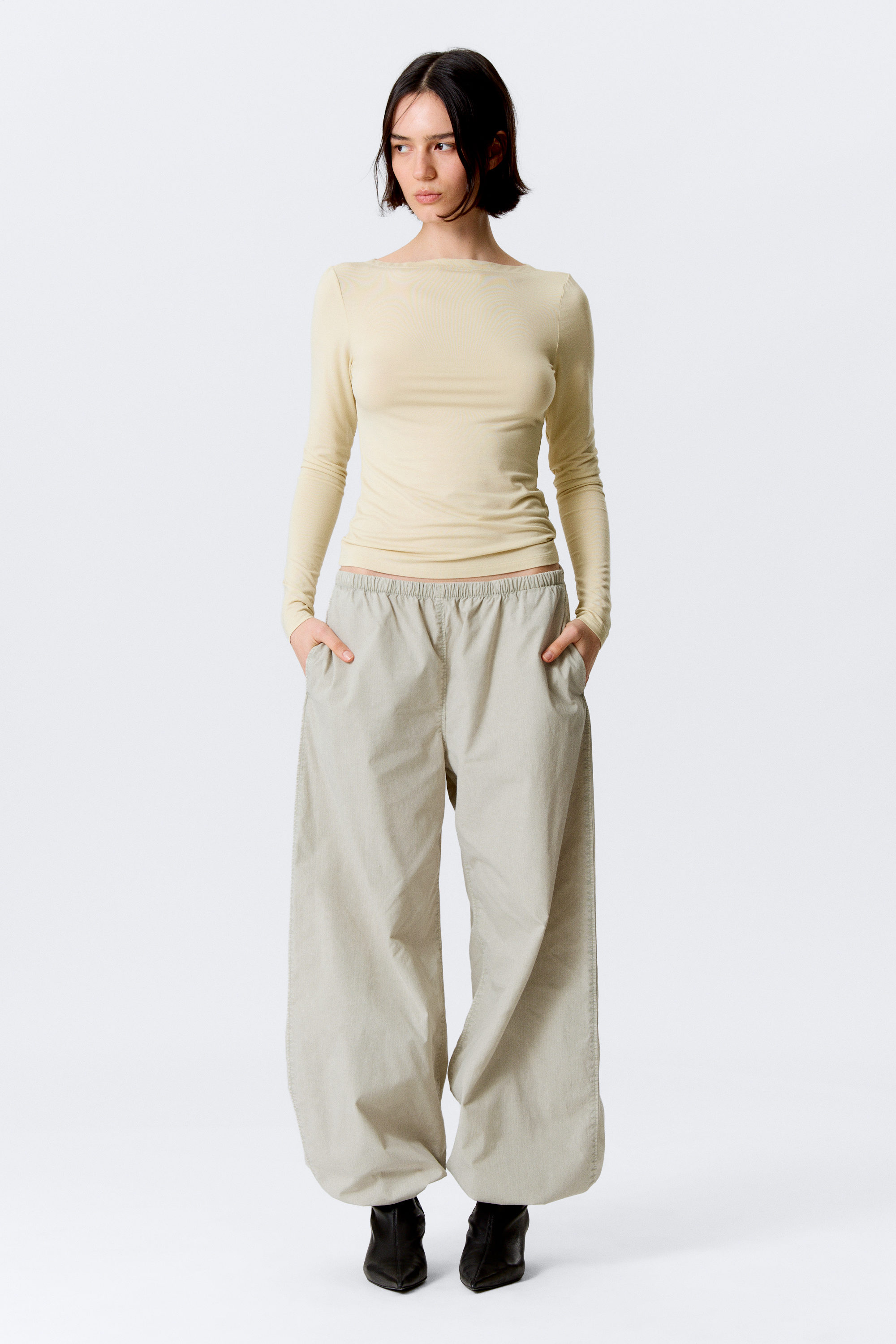 Light Dusty Mole - Low Rise Pull-on Ripstop Trousers - 1