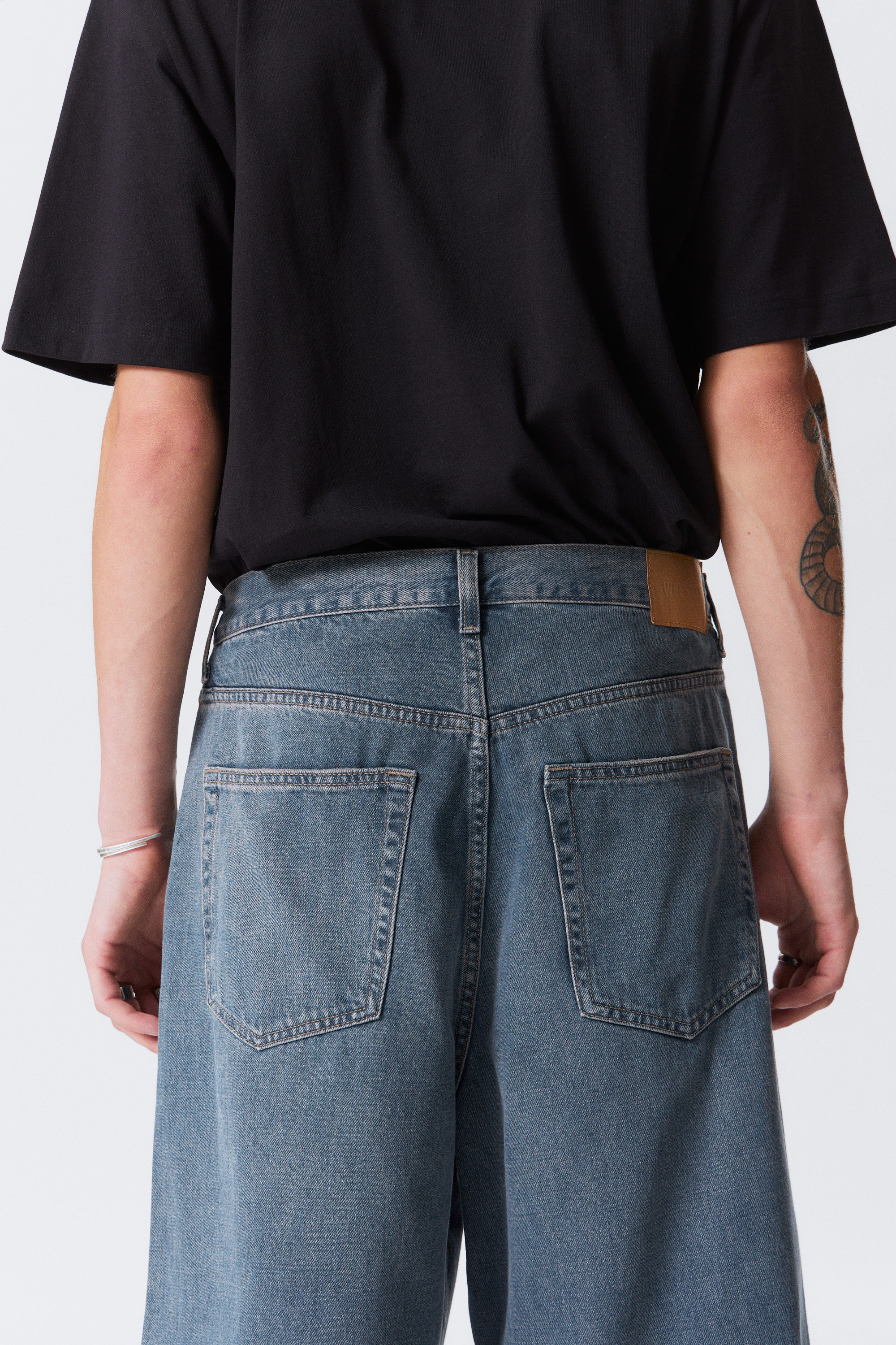 Blue One - Mellanblå - Astro Loose Baggy Leg Jeans - 9