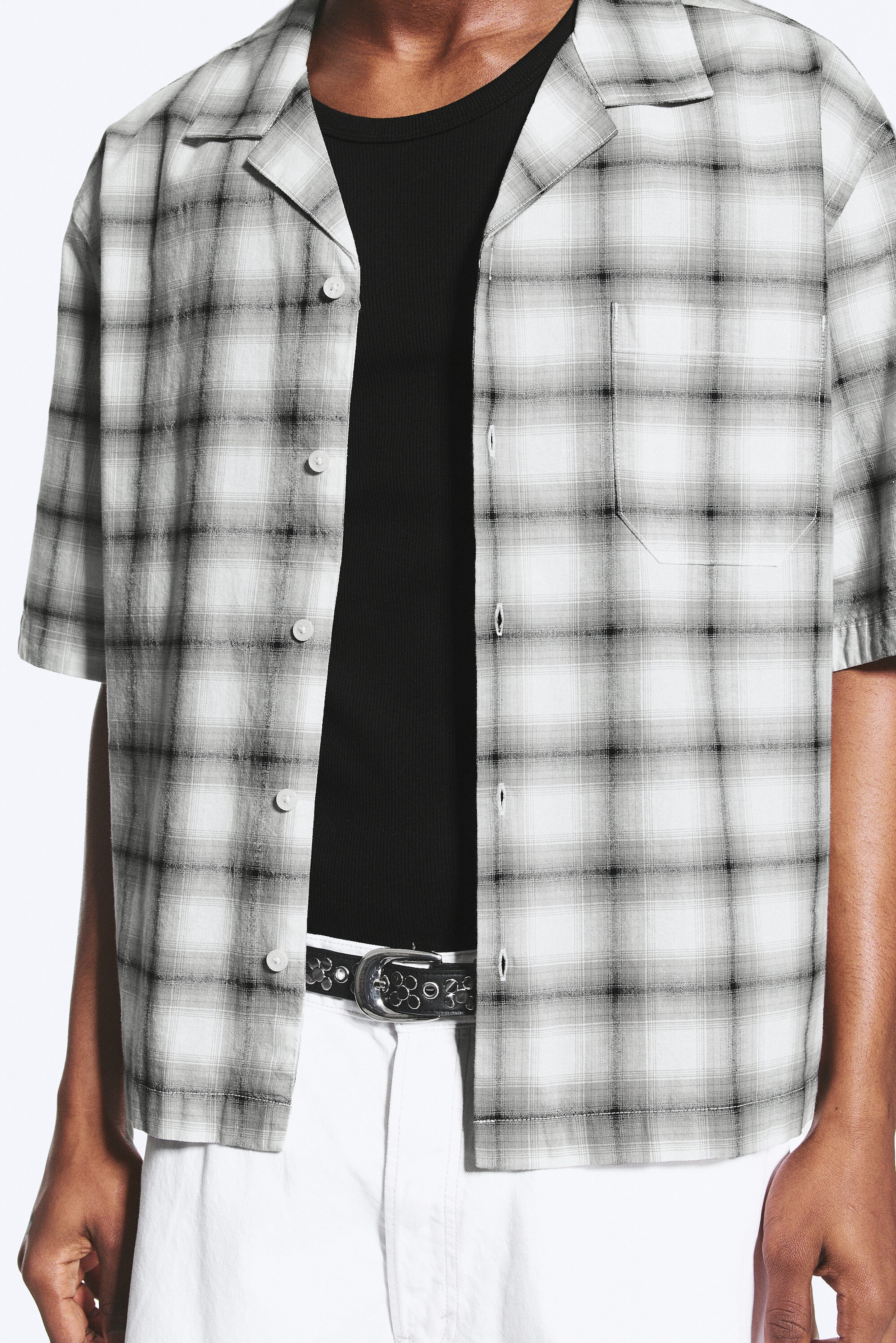 Hvit og svart med ruter - Cotton Short-sleeved buttoned shirt - 2