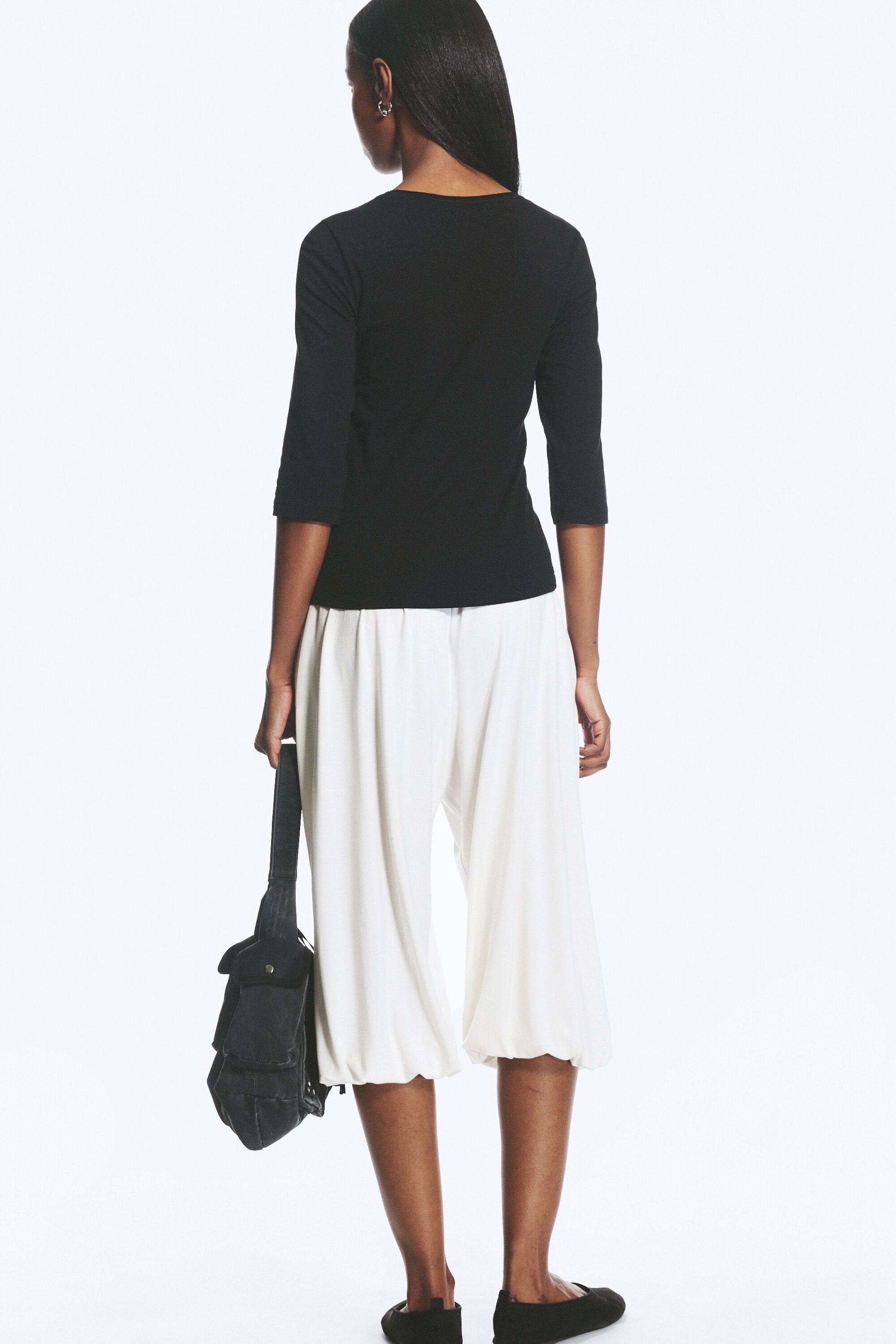 Black - Fitted Three-Quarter Sleeve Top - 2