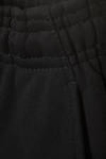 Zwart - Ruimvallende sweatpants van badstof - 1