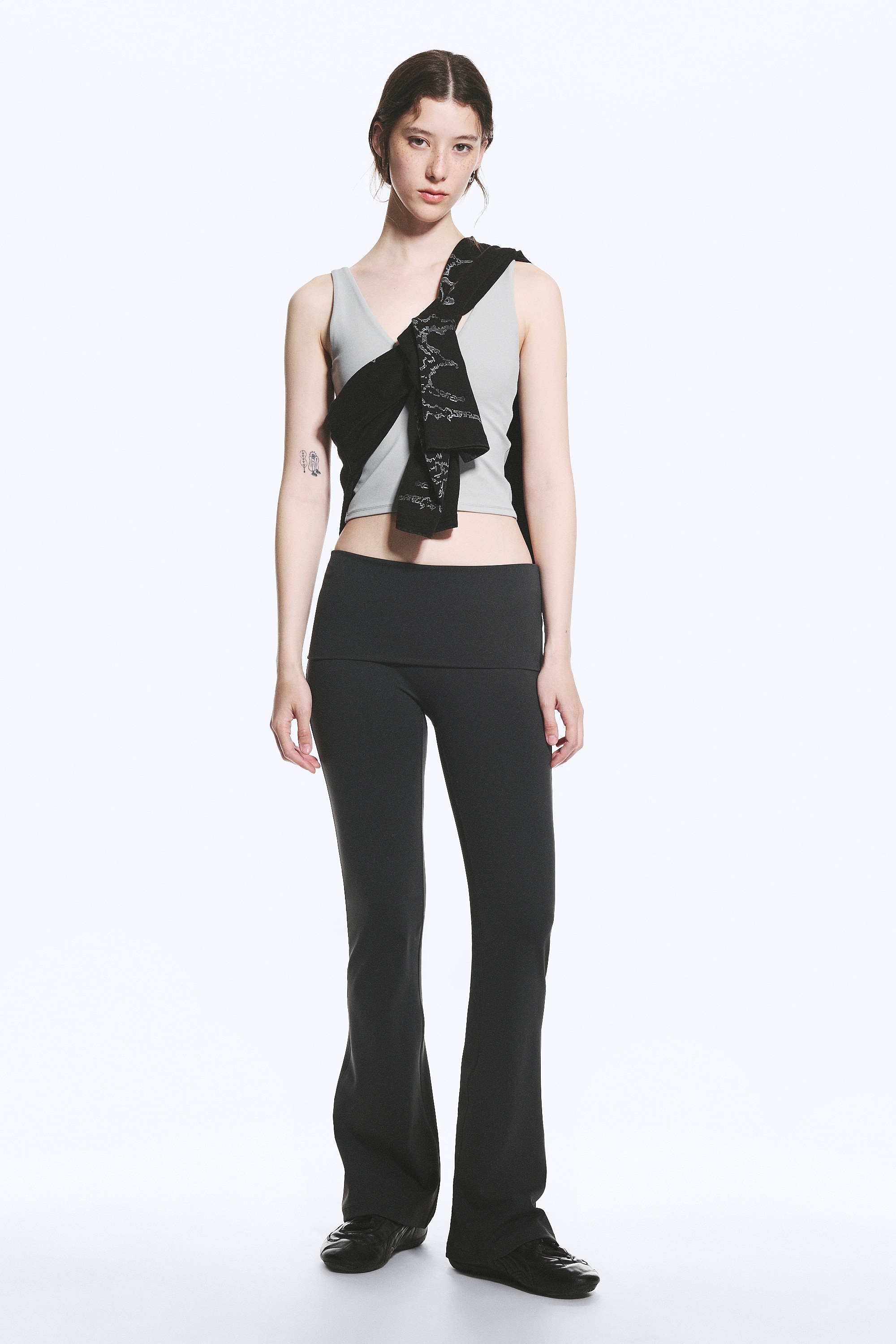 Utsvängda yogatights med vikt midja - Mörkgrå/Ljus dimgrå/Mörkbrun/Vit/Mörkbrun/Svart/Mörk khakigrön