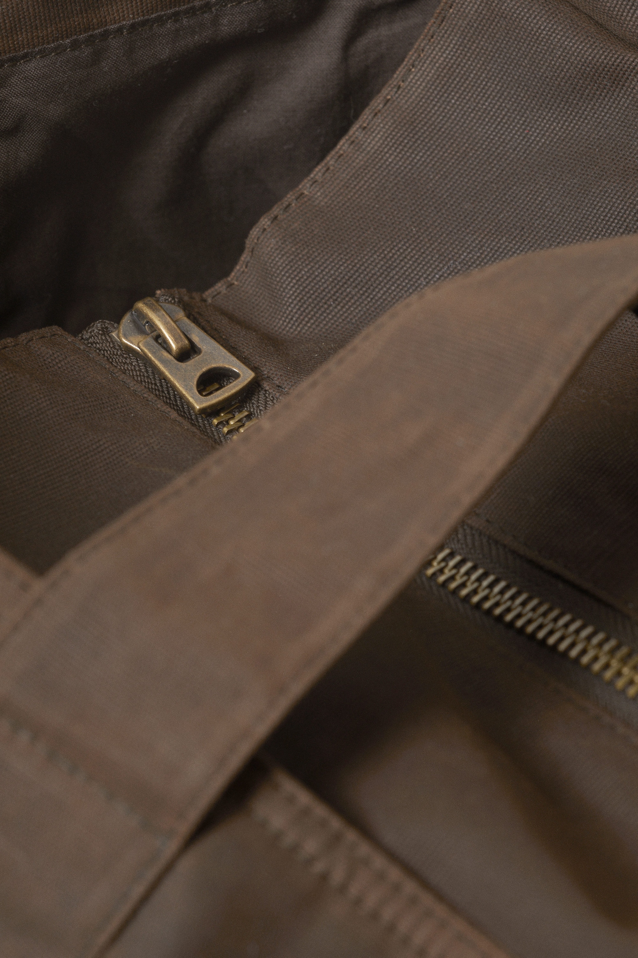 Mörkbrun - Stor vaxad canvasväska i bomull - 5