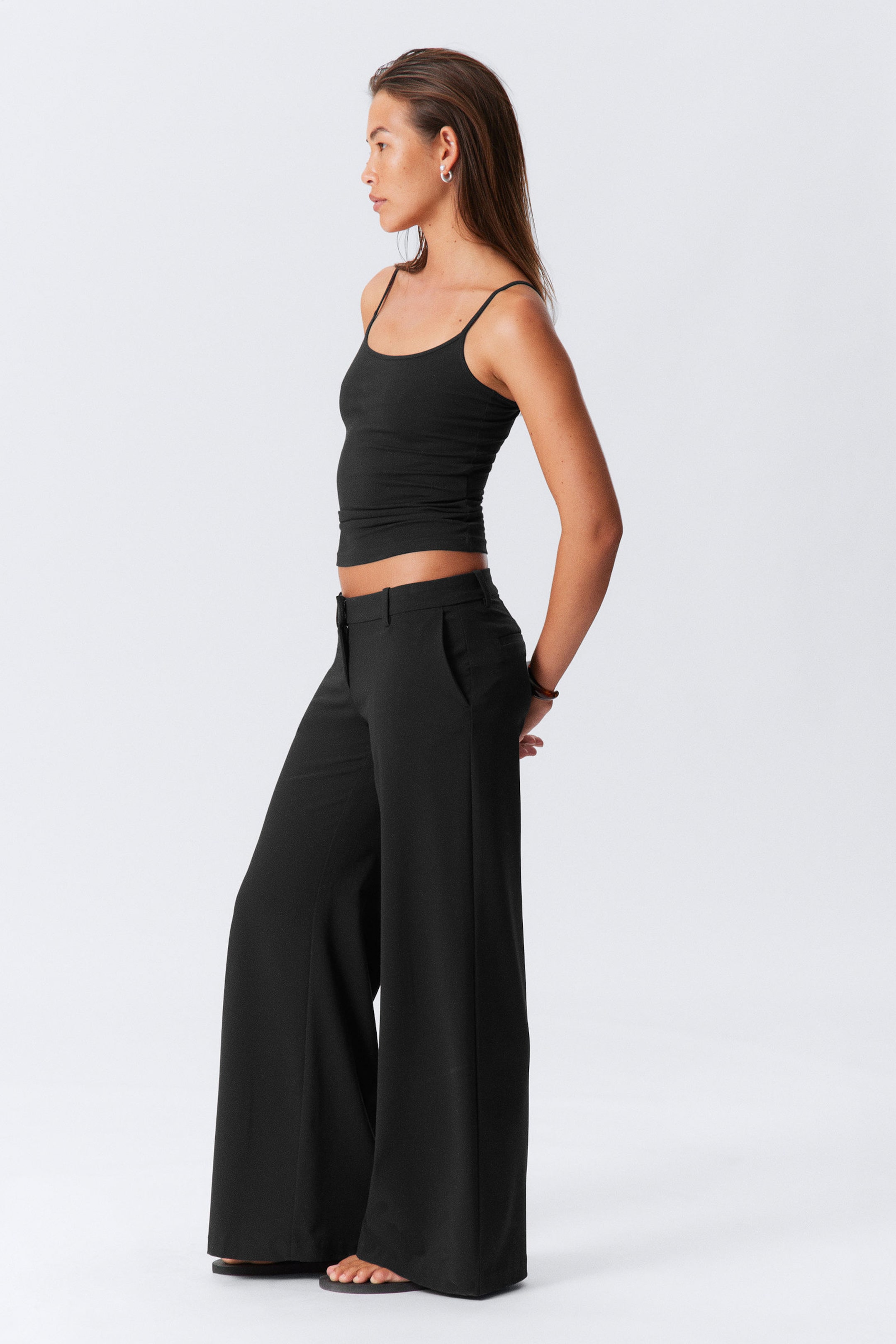 Black - Low Flared Suit Trousers - 2