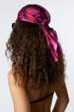 Blurry Red - Shiny Square Scarf - 1