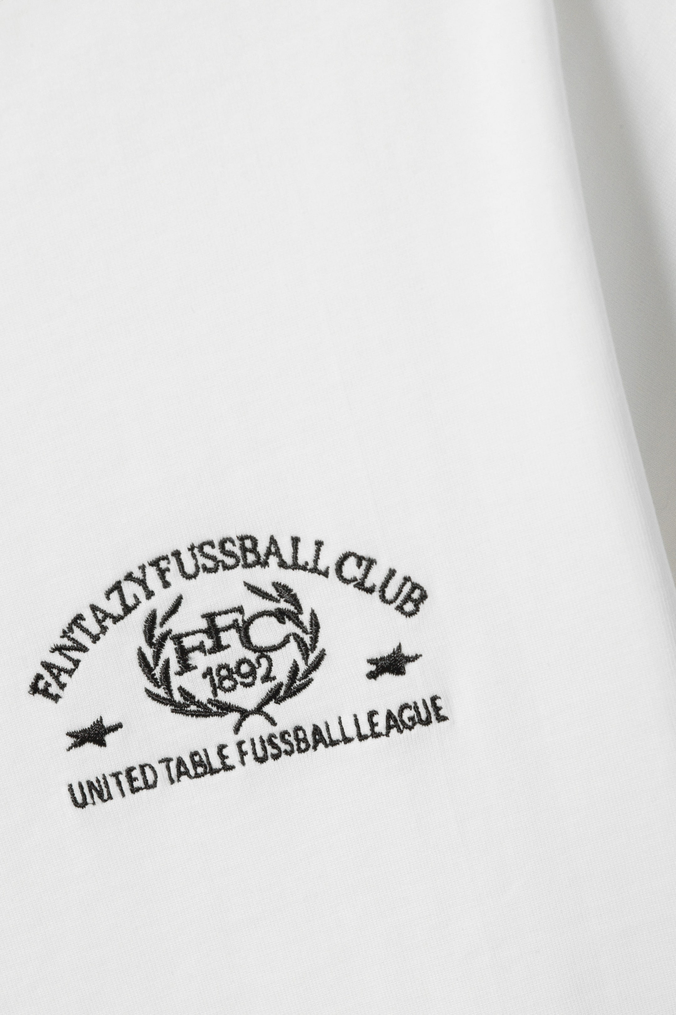 Weiß - Fantazy Fußballclub - Kastiges T-Shirt mit Grafikprint - 2