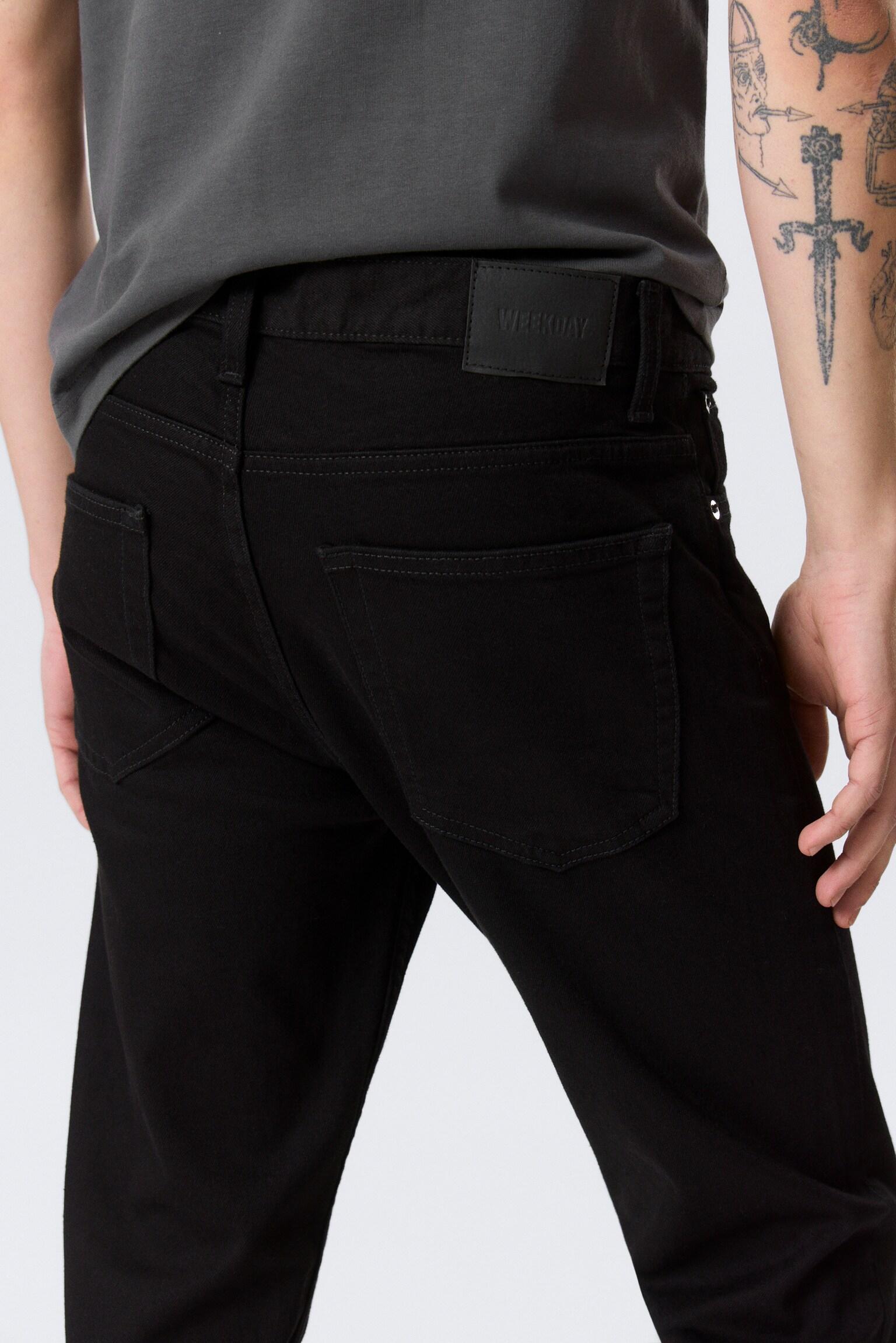 Sunday Slim Tapered Leg Jeans - Almost Black - Black/Thunder Blue - Medium Blue - 7