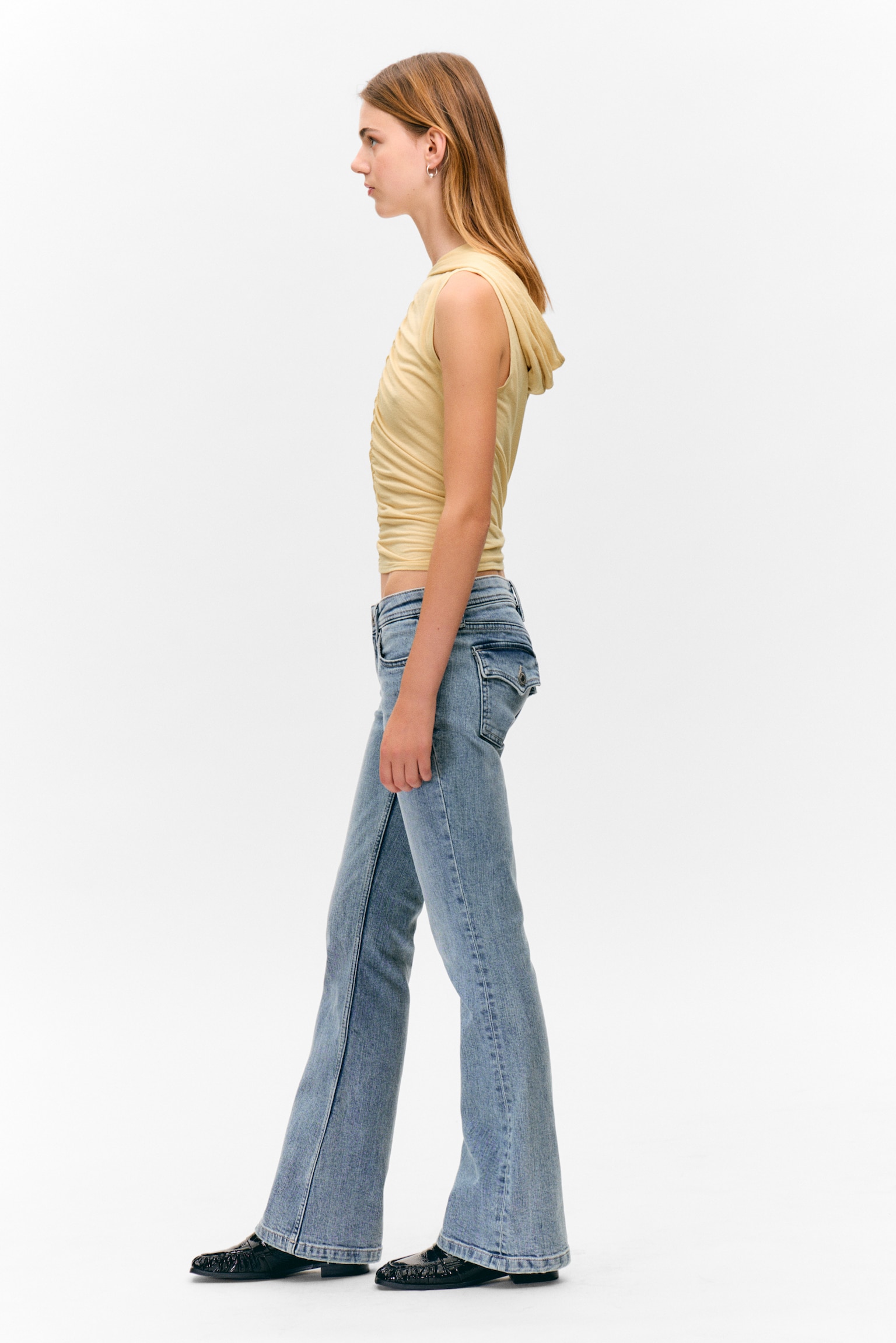 Bambi Low Rise Regular Flared Leg Jeans - Fresh Blue - Medium Blue - 3
