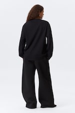 Black - Oversized Long Sleeve T-shirt - 3