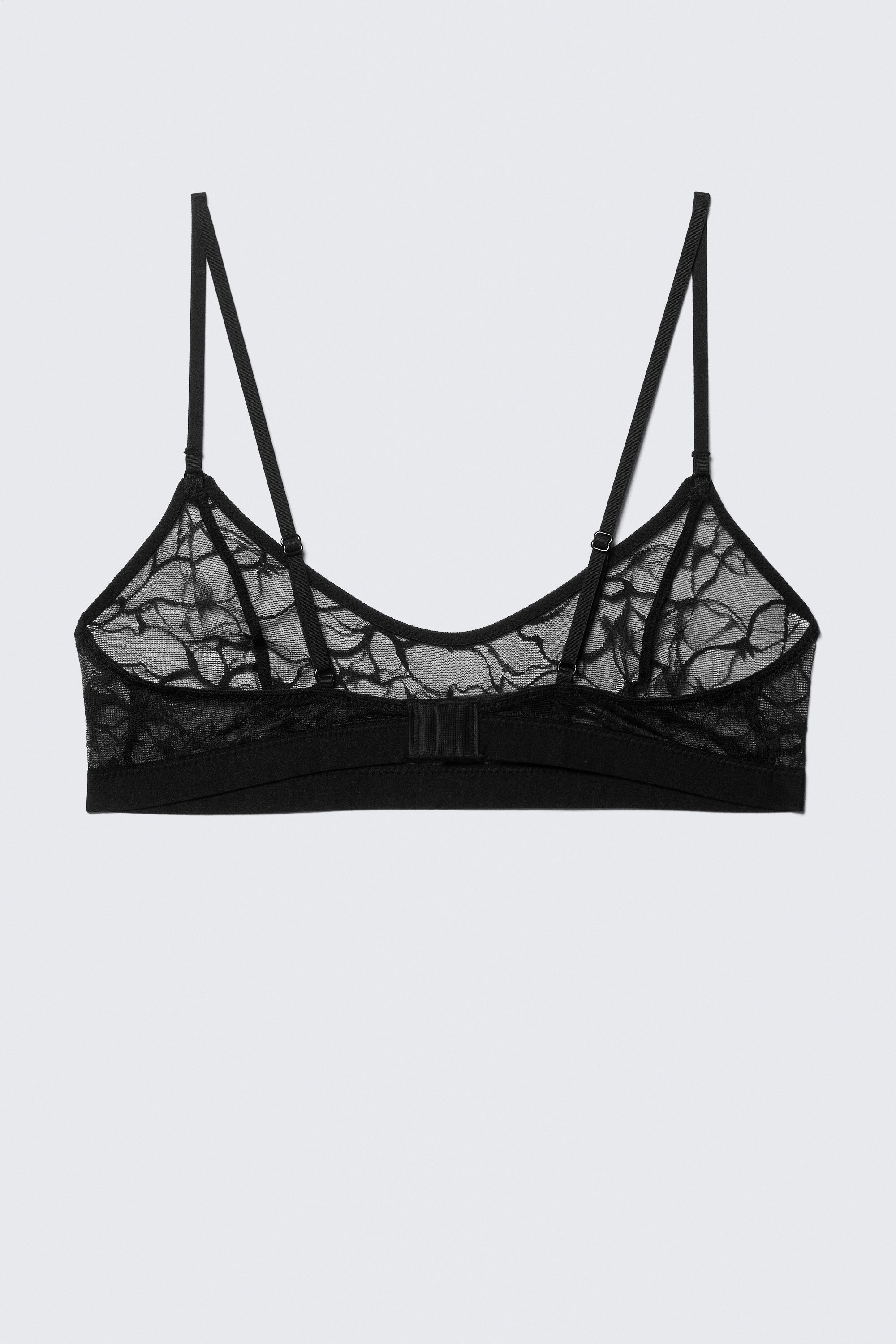 Black - Scooped Swirly Lace Bra - 4