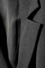 Dunkelgrau meliert - Blazer aus fließendem Anzugstoff - 5