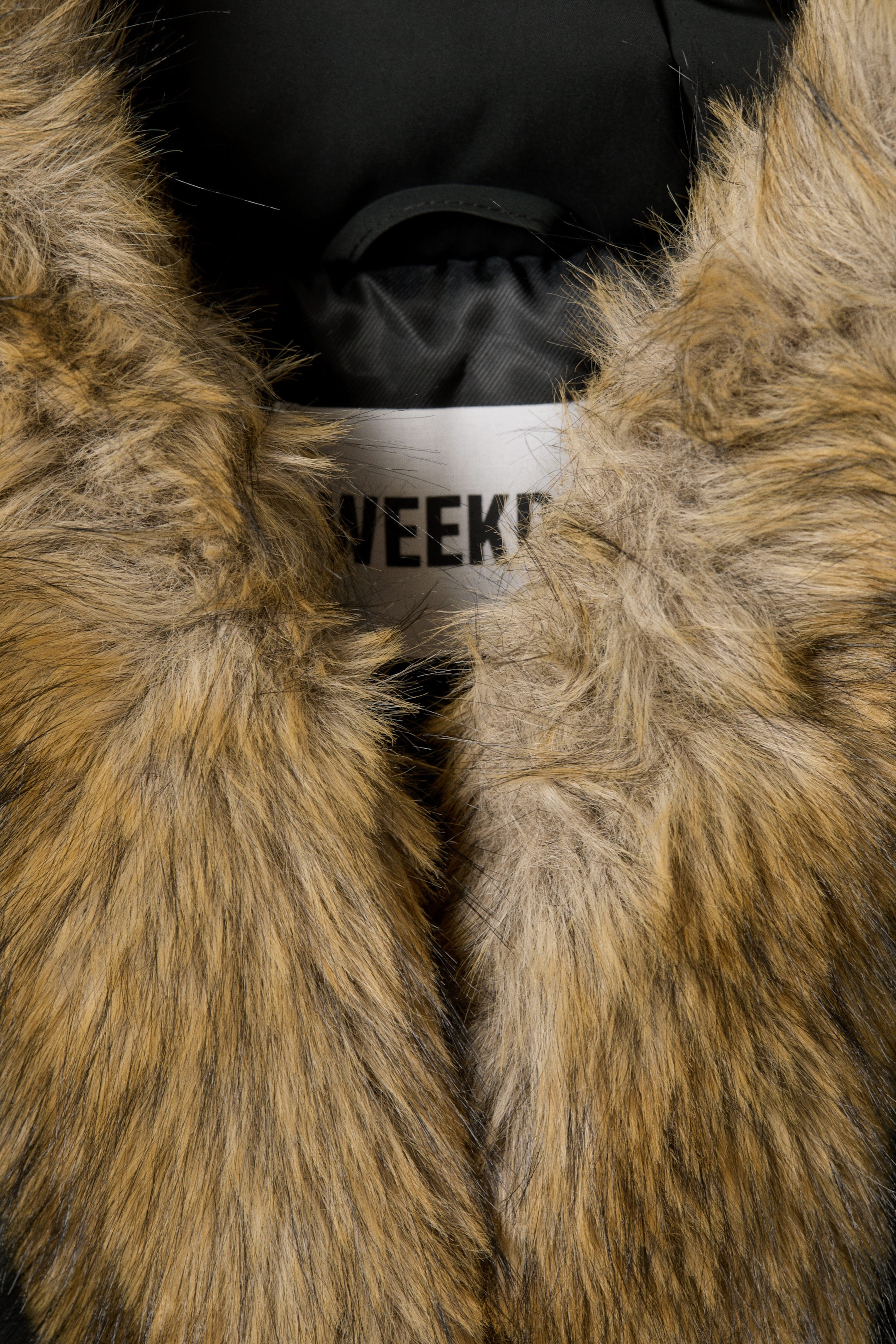 Black - Oversized Puffer Jacket with Faux Fur - 5