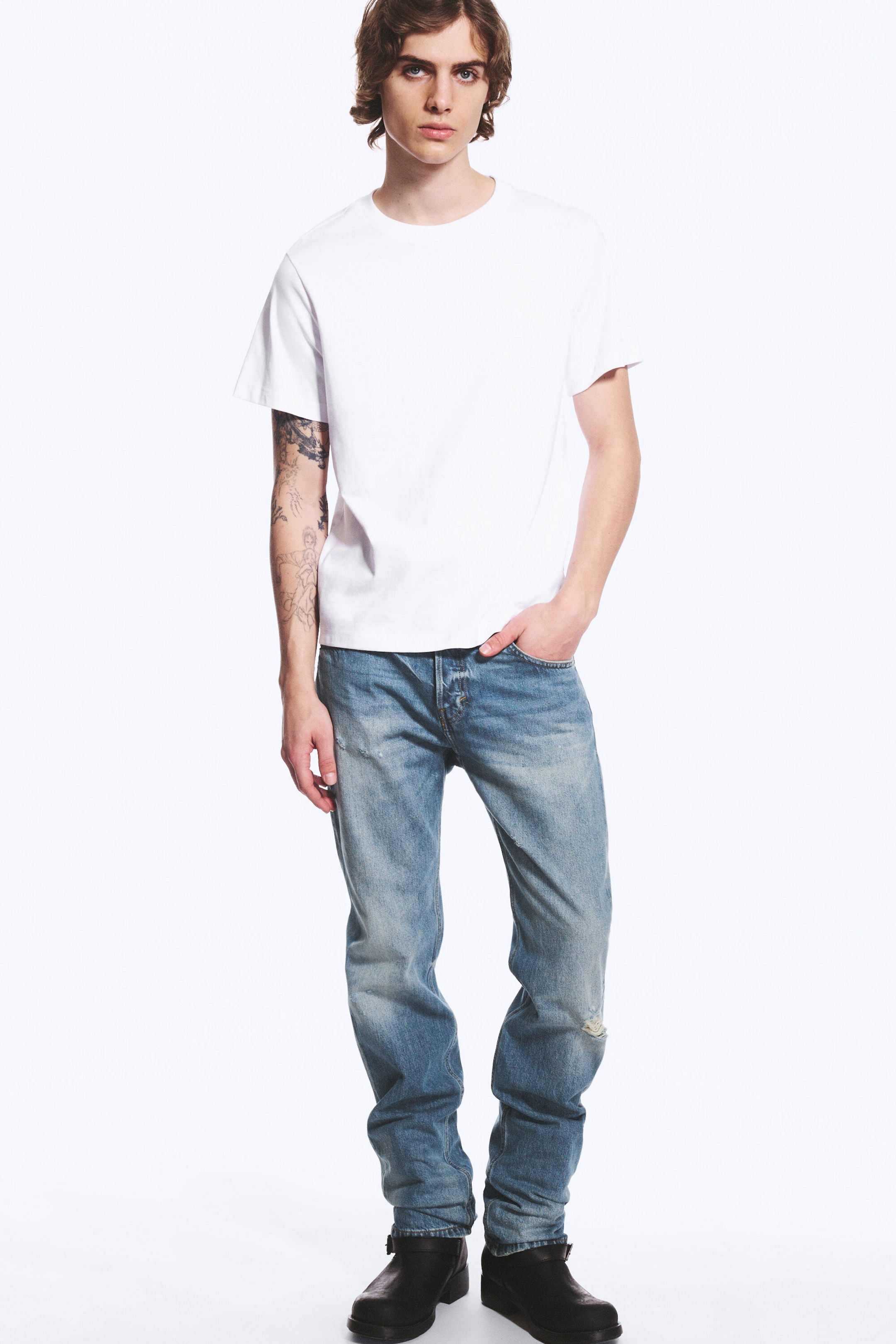 Weiß - CLASSIC BOXY T-SHIRT - 2
